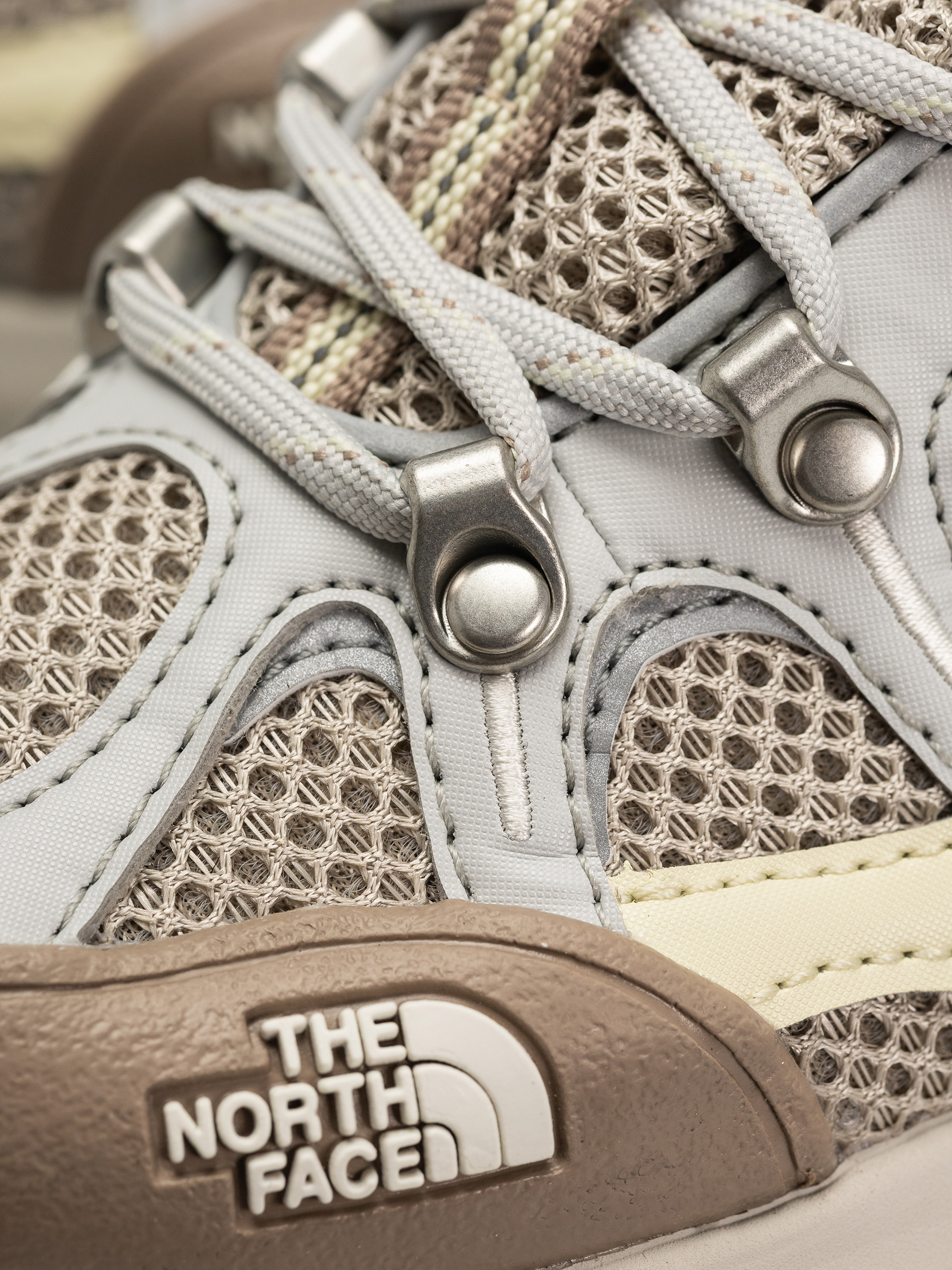 Обувки The North Face Hedgehog 06 Rvst Gore Tex (high rise grey/white as)