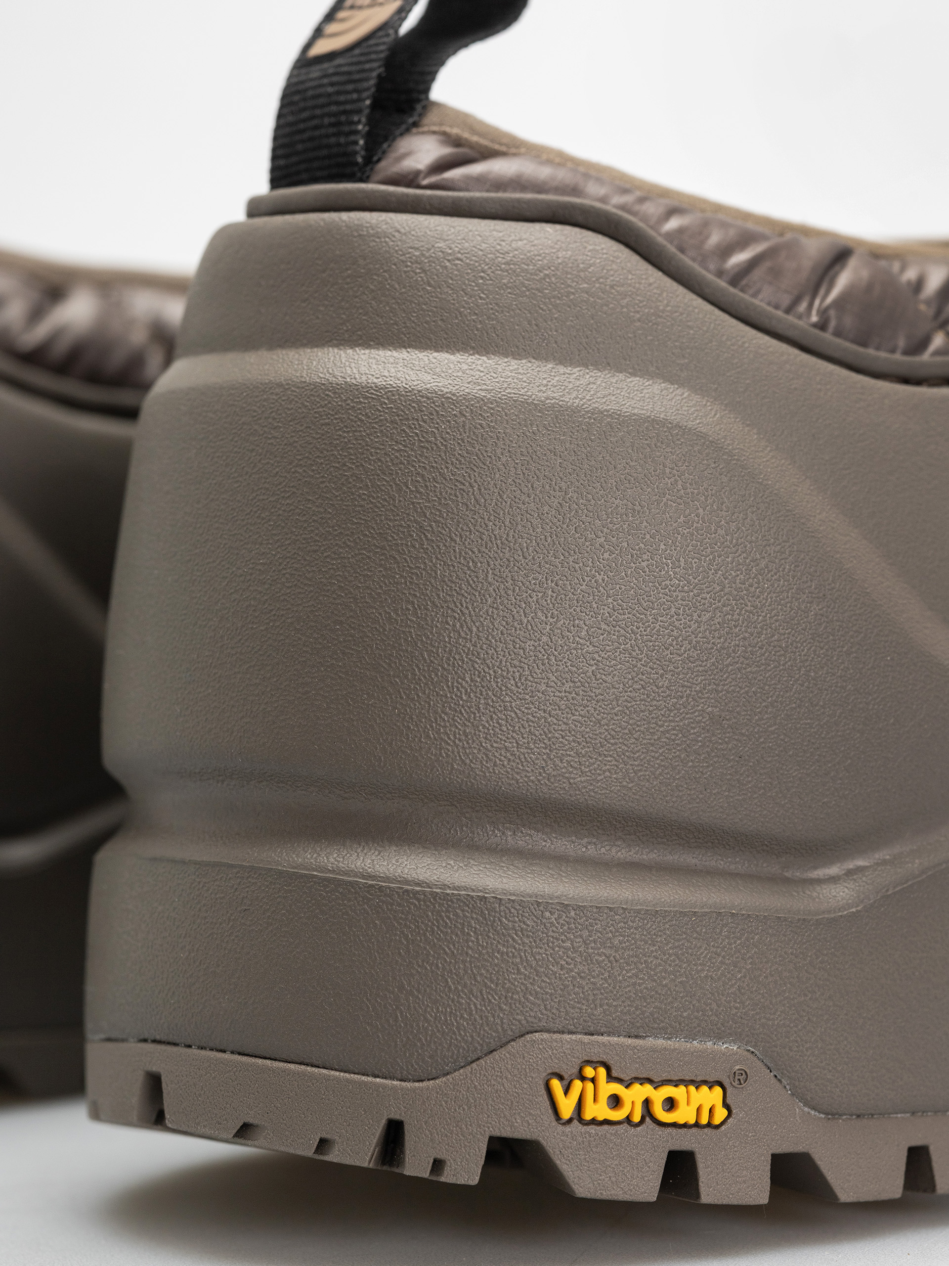 Обувки The North Face Base Camp Wp Mule (mocha brown/mocha brown)