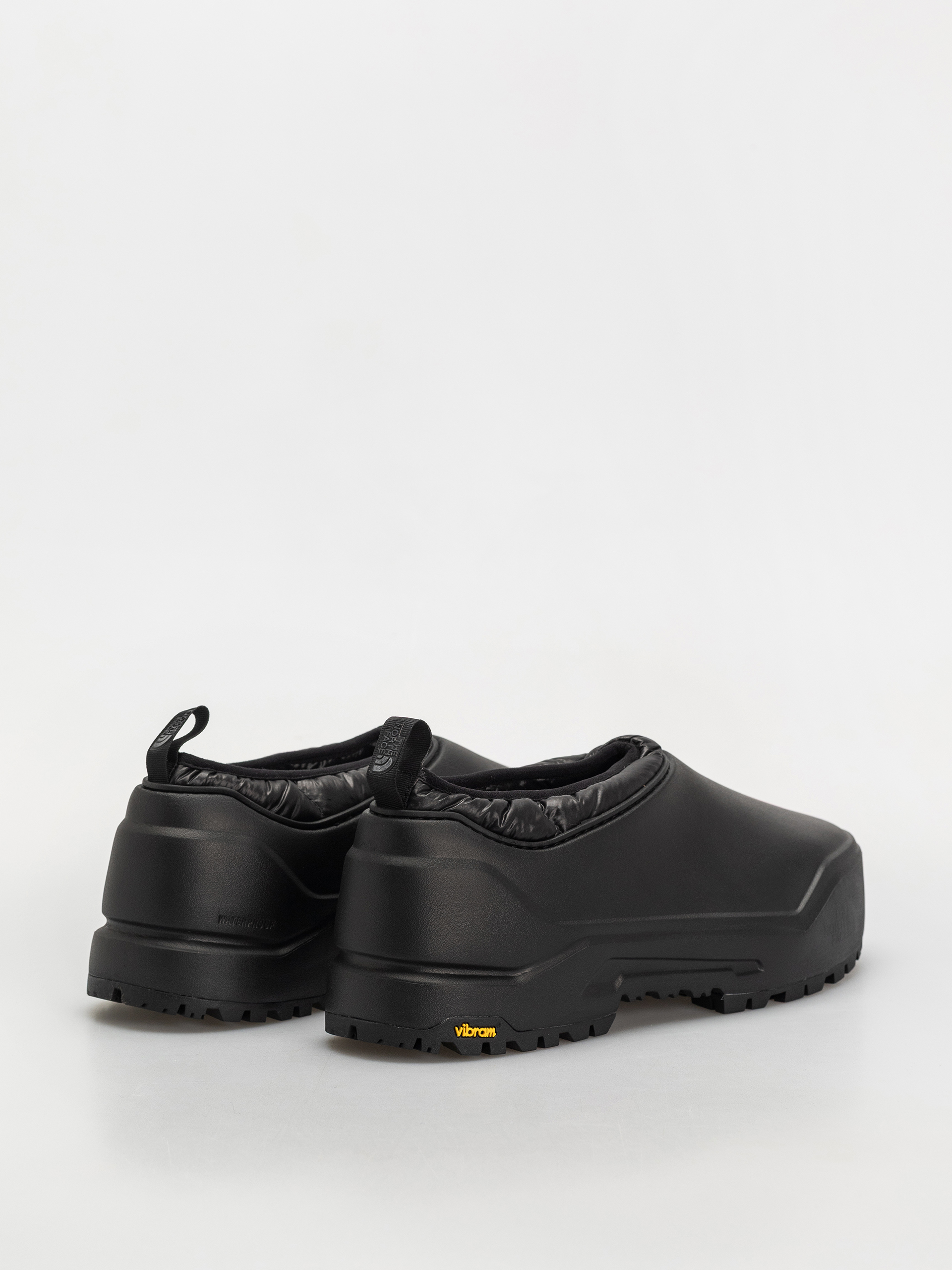 Обувки The North Face Base Camp Wp Mule (tnf black/tnf black)