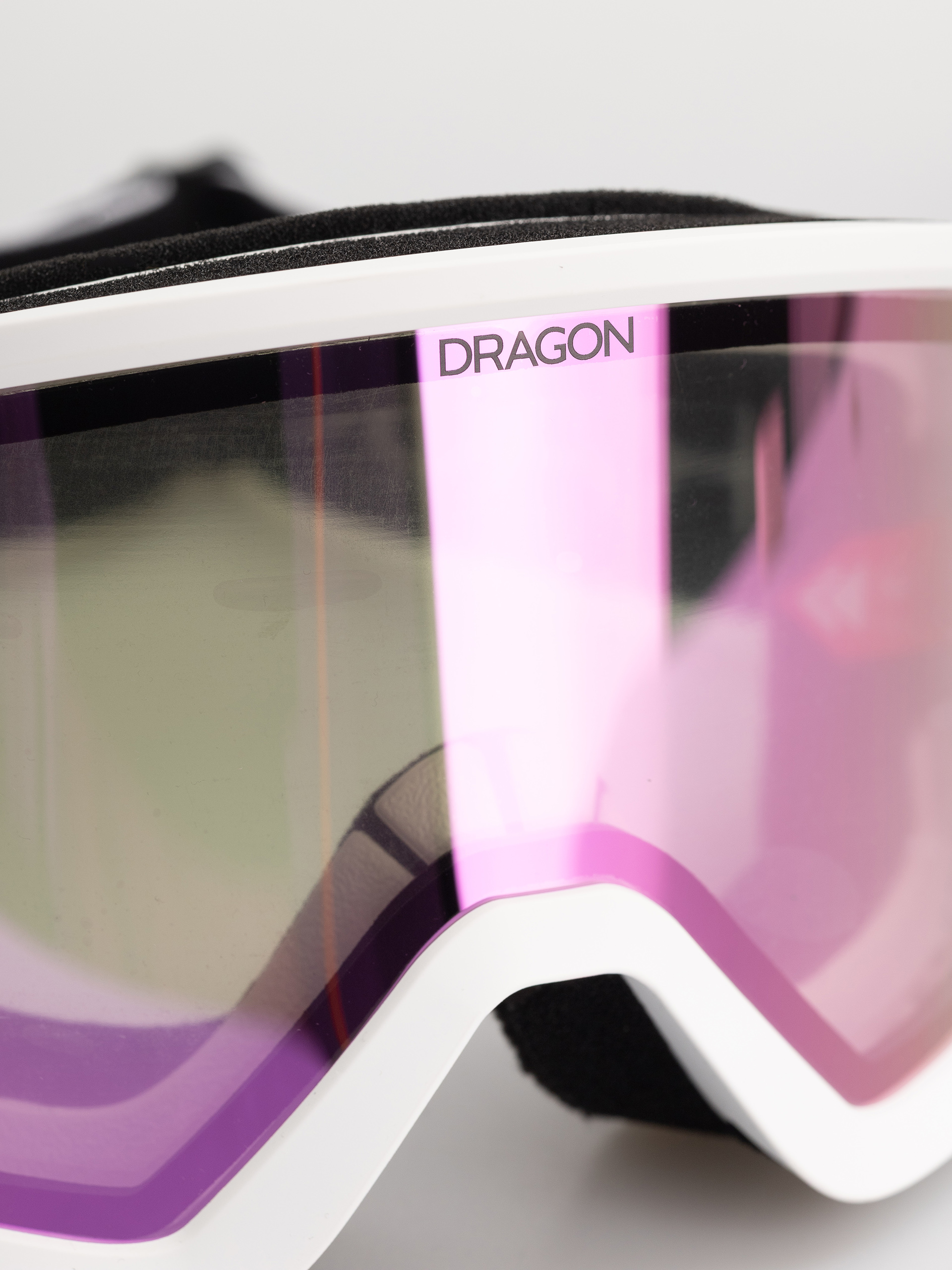 Сноуборд очила Dragon DX3 OTG (white/lumalens pink ion)