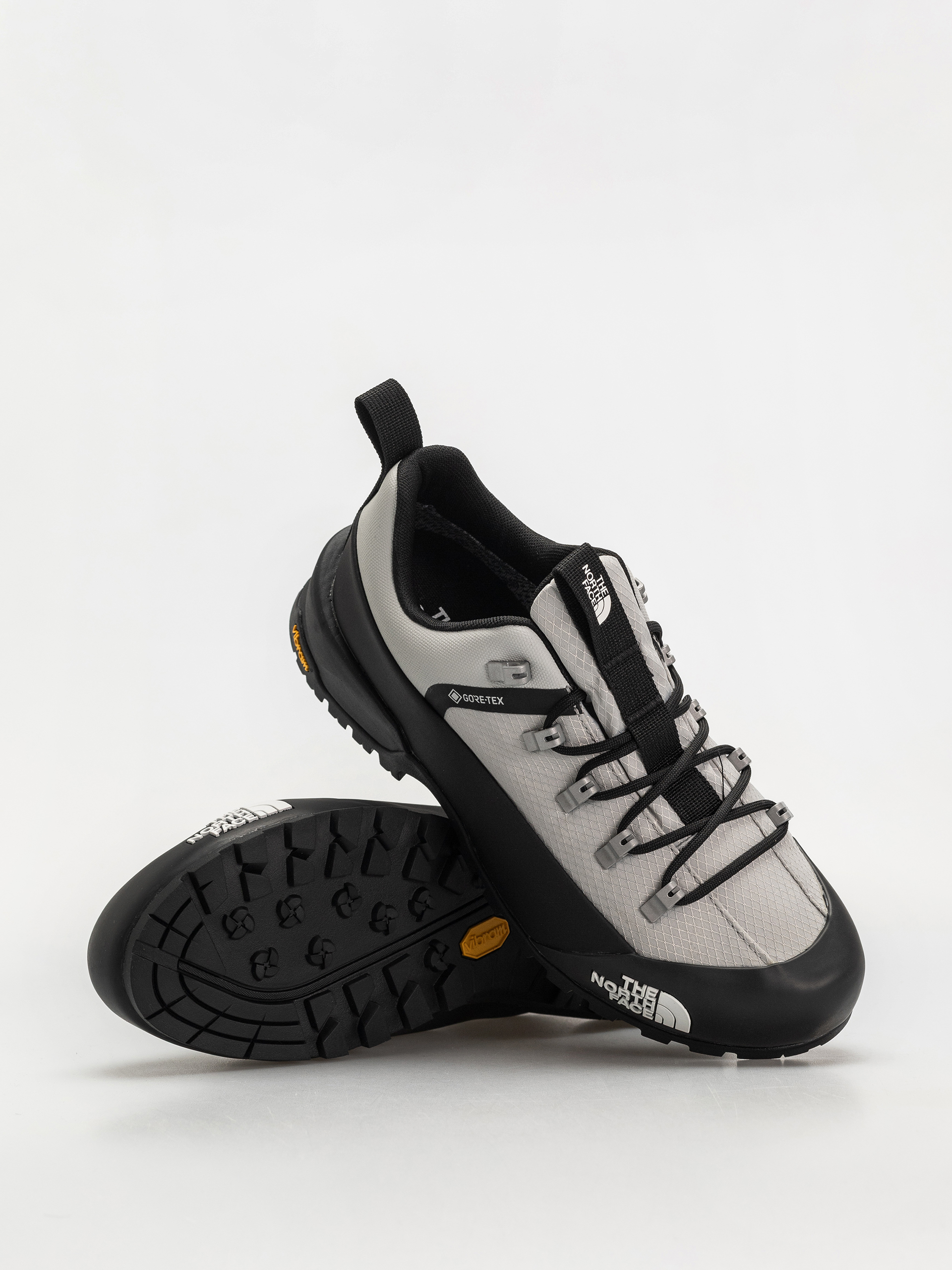 Обувки The North Face Glenclyffe Low Gore Tex (high rise grey/tnf red)