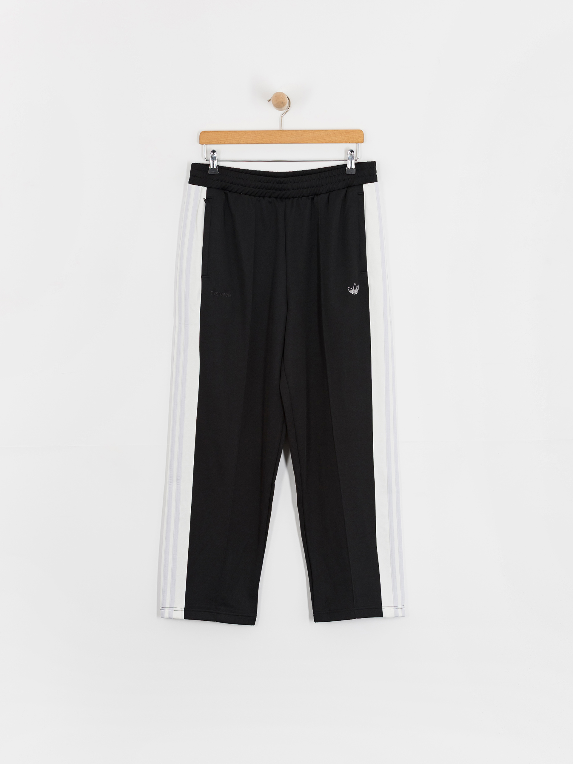 Панталони adidas Tyshawn (black/white/dshgry)