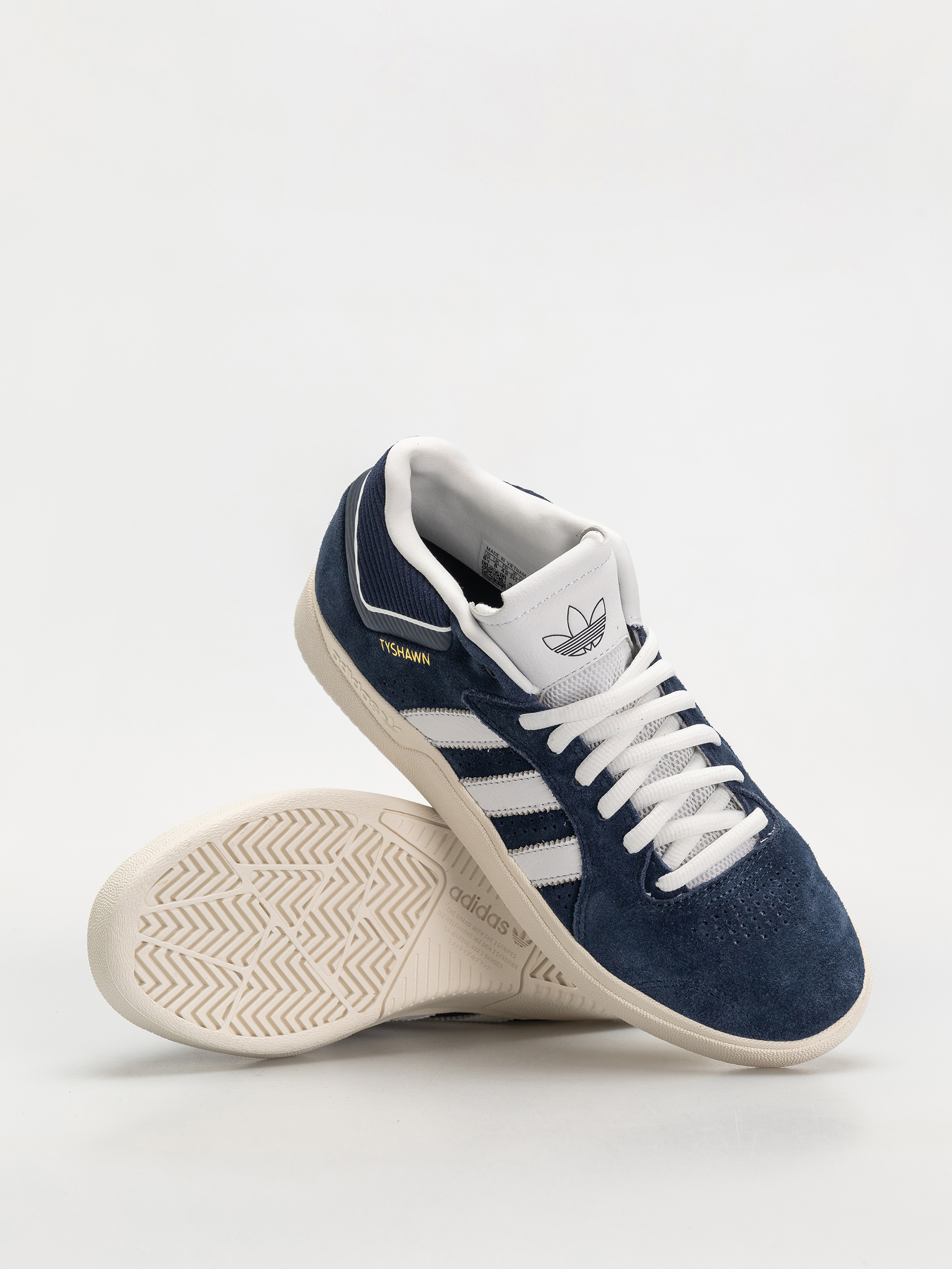 Обувки adidas Tyshawn (conavy/ftwwht/cwhite)