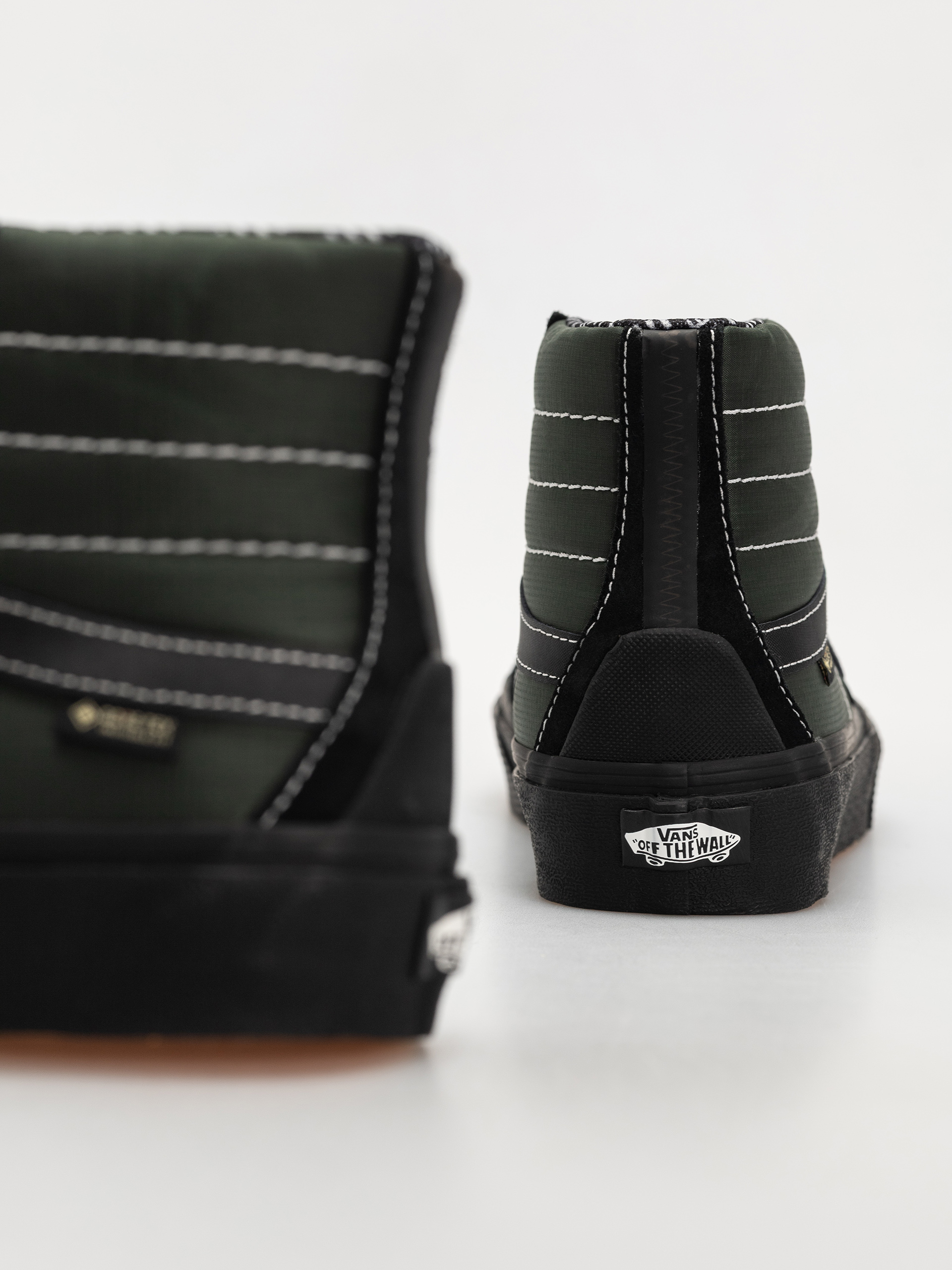 Обувки Vans Sk8 Hi Gore Tex (outdoor black/green)