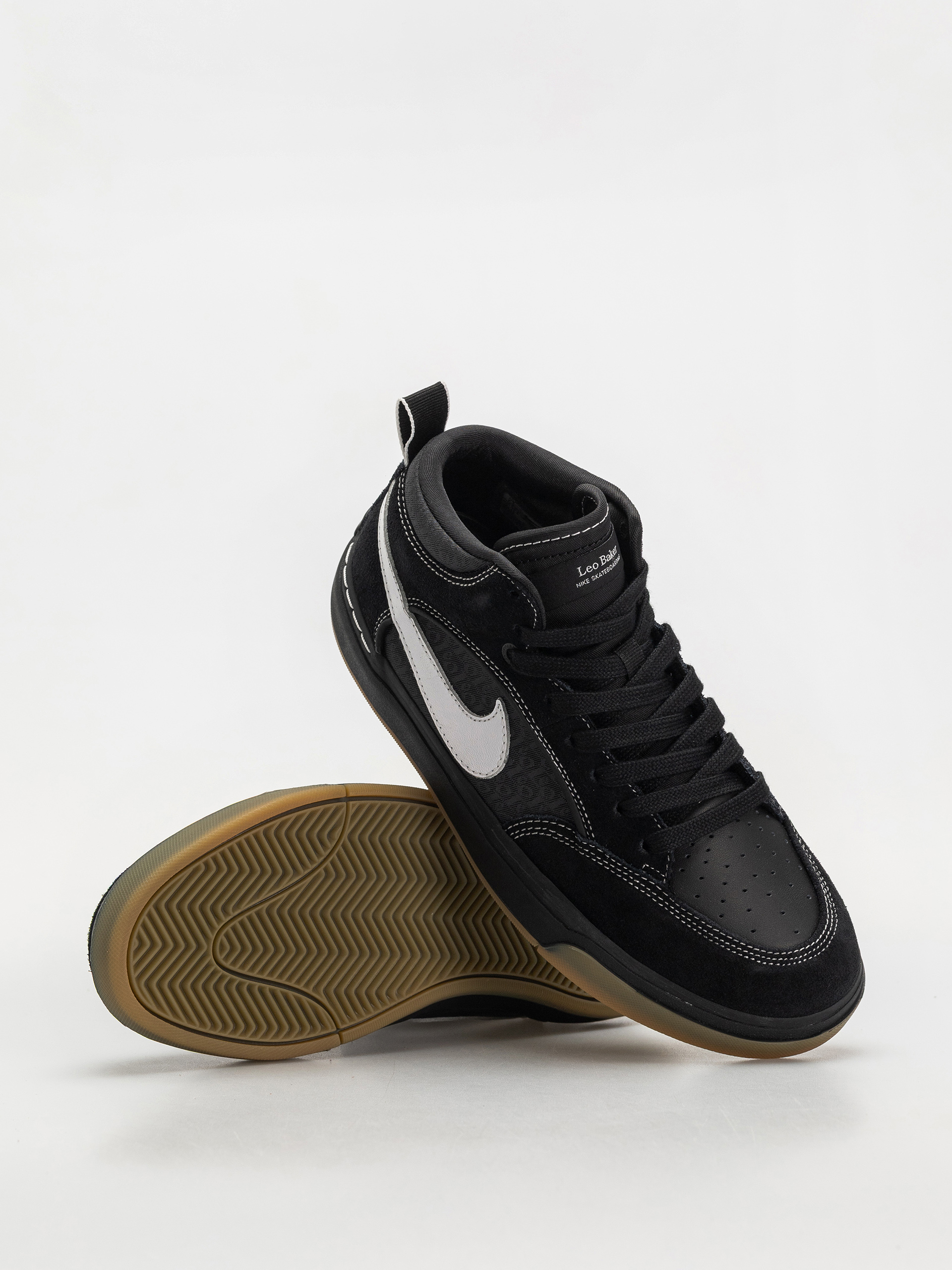 Обувки Nike SB React Leo (black/white black gum light brown)