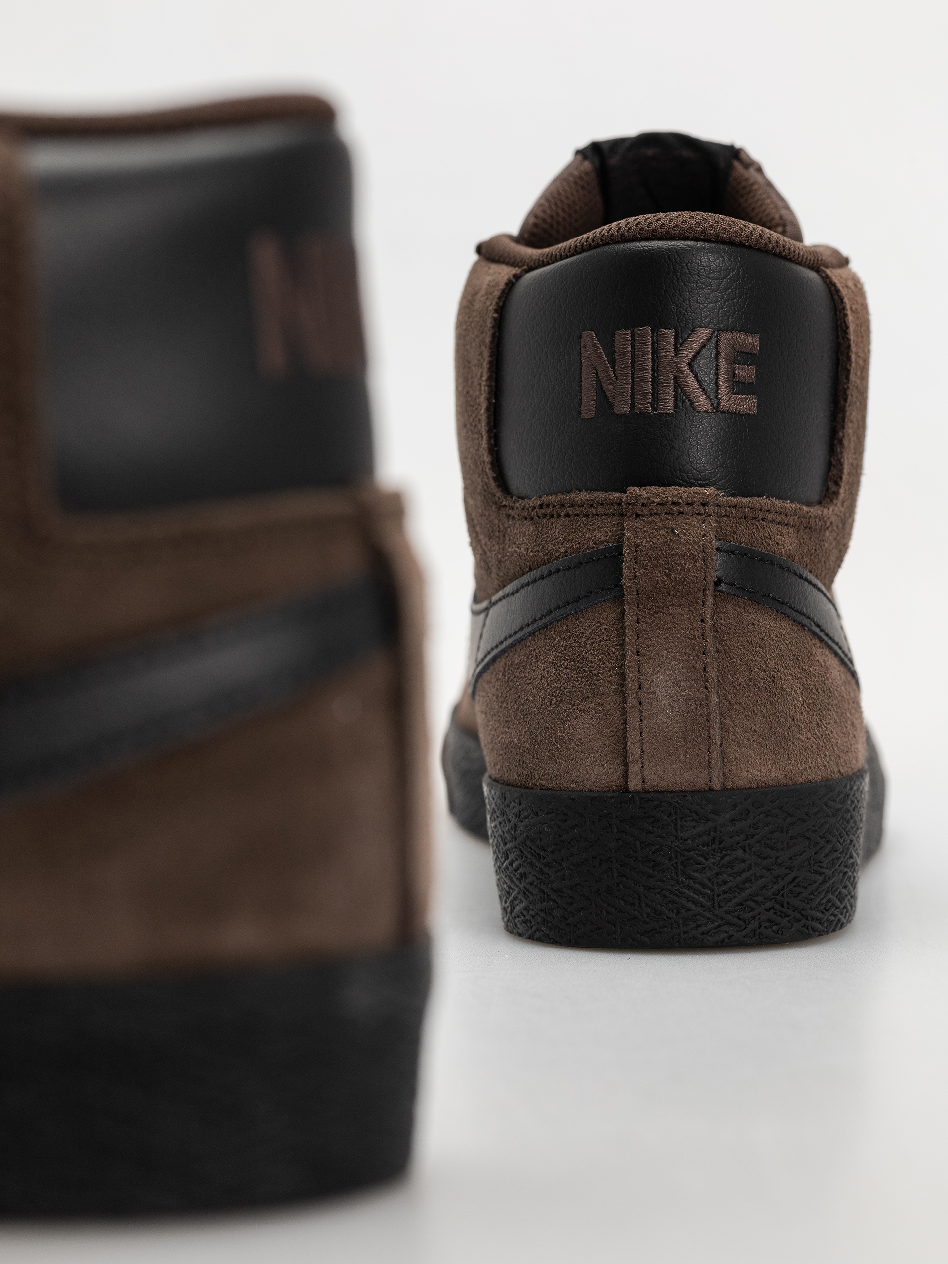 Обувки Nike SB Zoom Blazer Mid (baroque brown/black baroque brown)