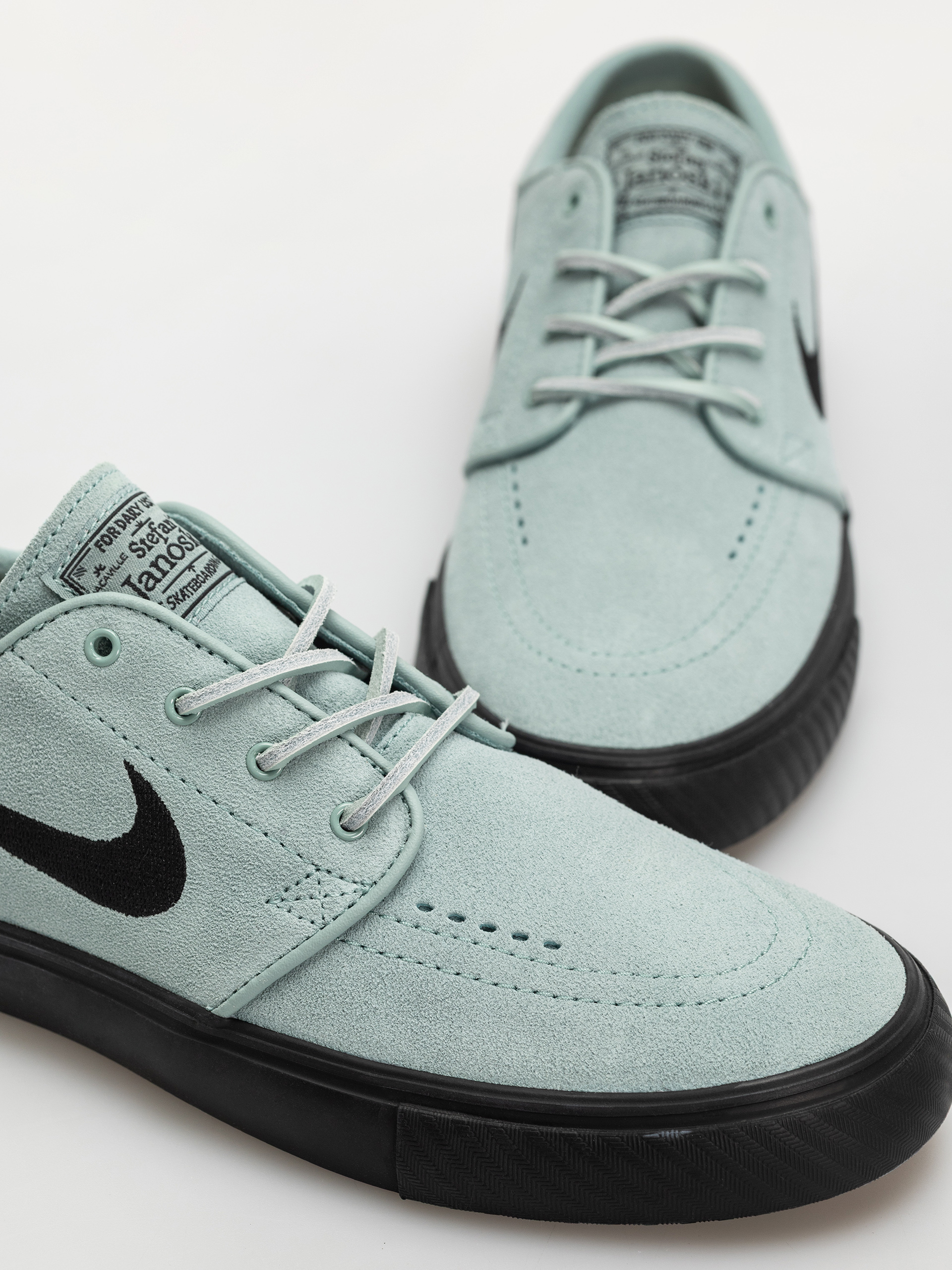 Обувки Nike SB Zoom Janoski OG+ (cannon/black black gum light brown)
