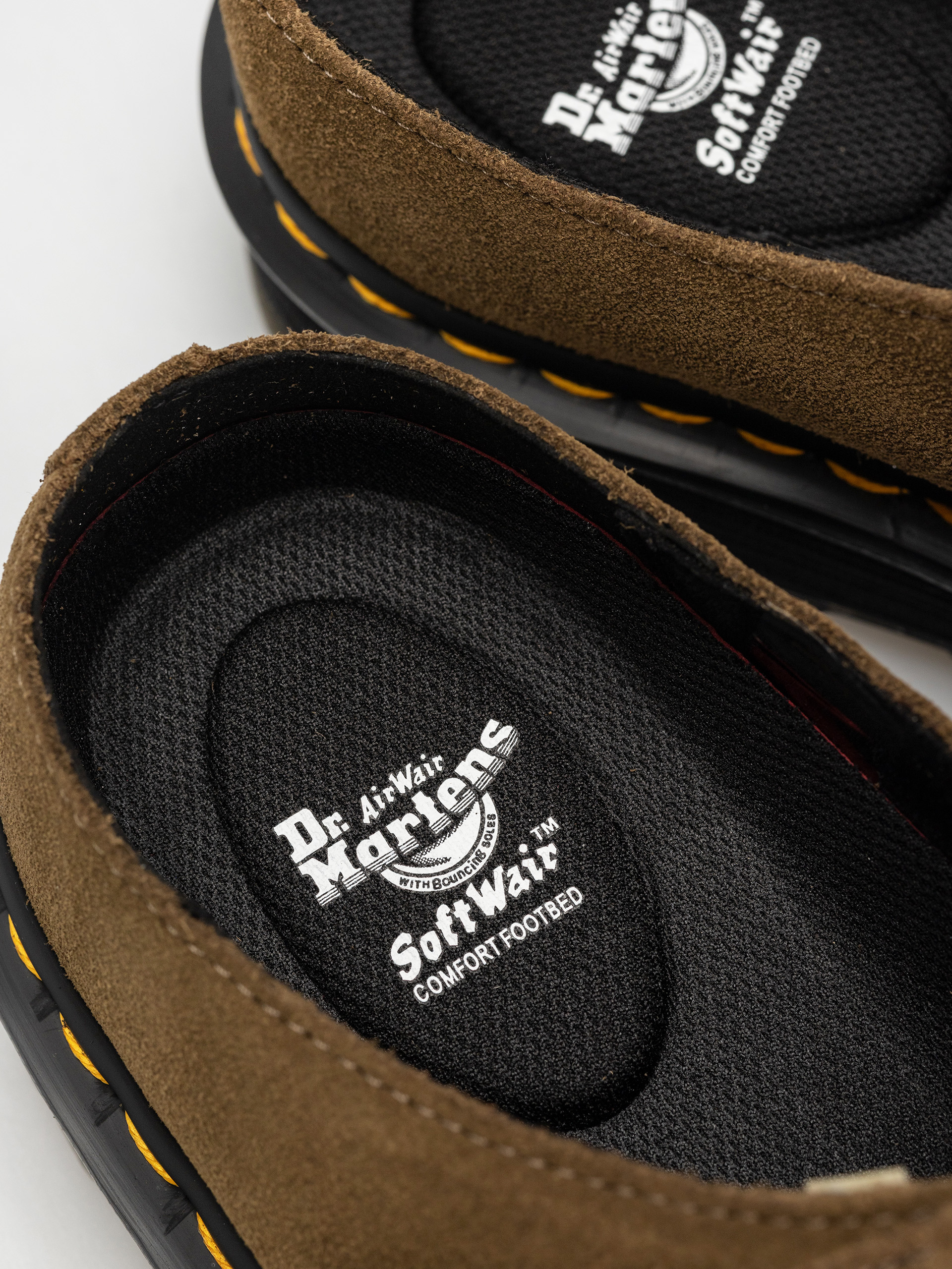 Обувки Dr. Martens ZebZag AnyWair Mule (dms olive eh suede)