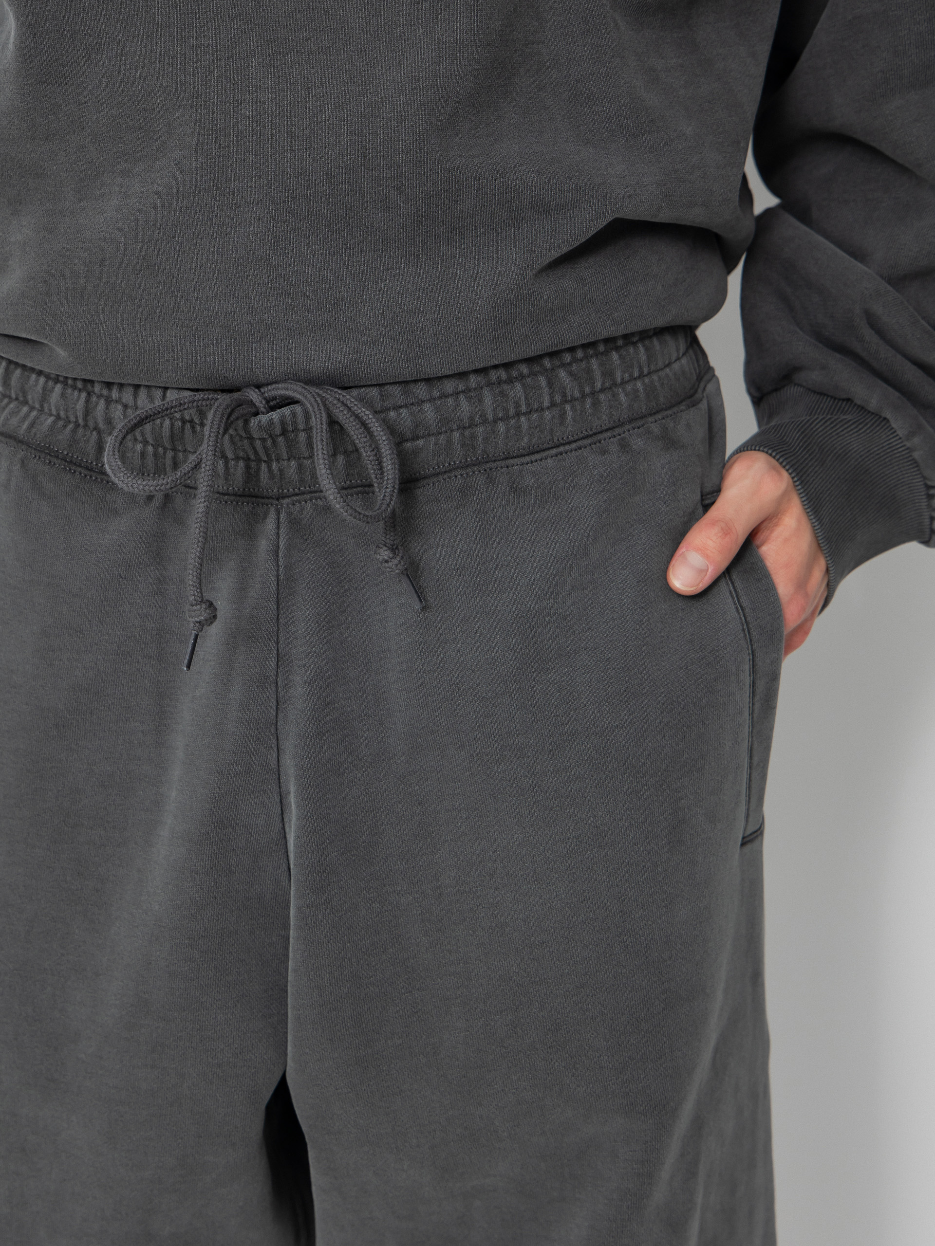 Панталони Carhartt WIP Vista Grand Sweat (black/garment dyed)