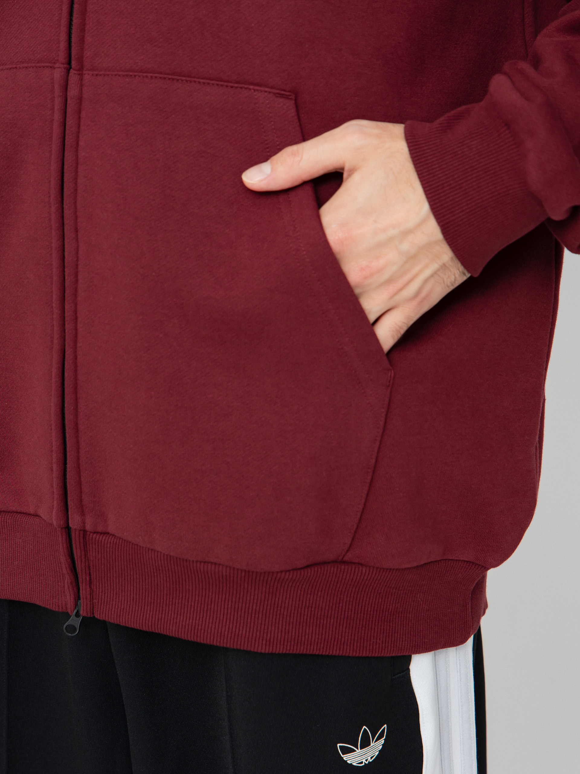 Суитшърт с качулка adidas Shmoo G HD (shared/alumin)