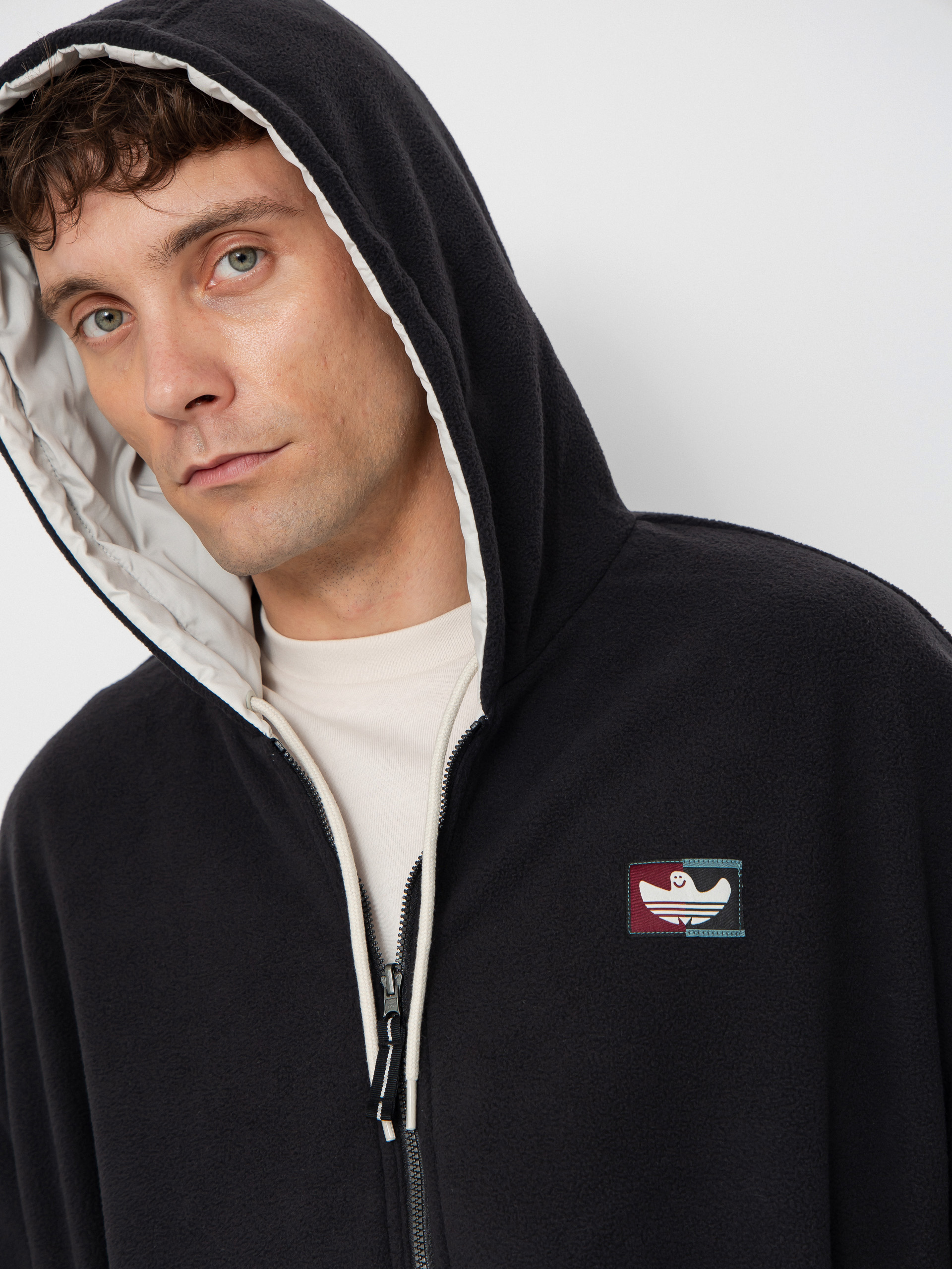 Яке adidas Shmoo Rev (alumin/black)