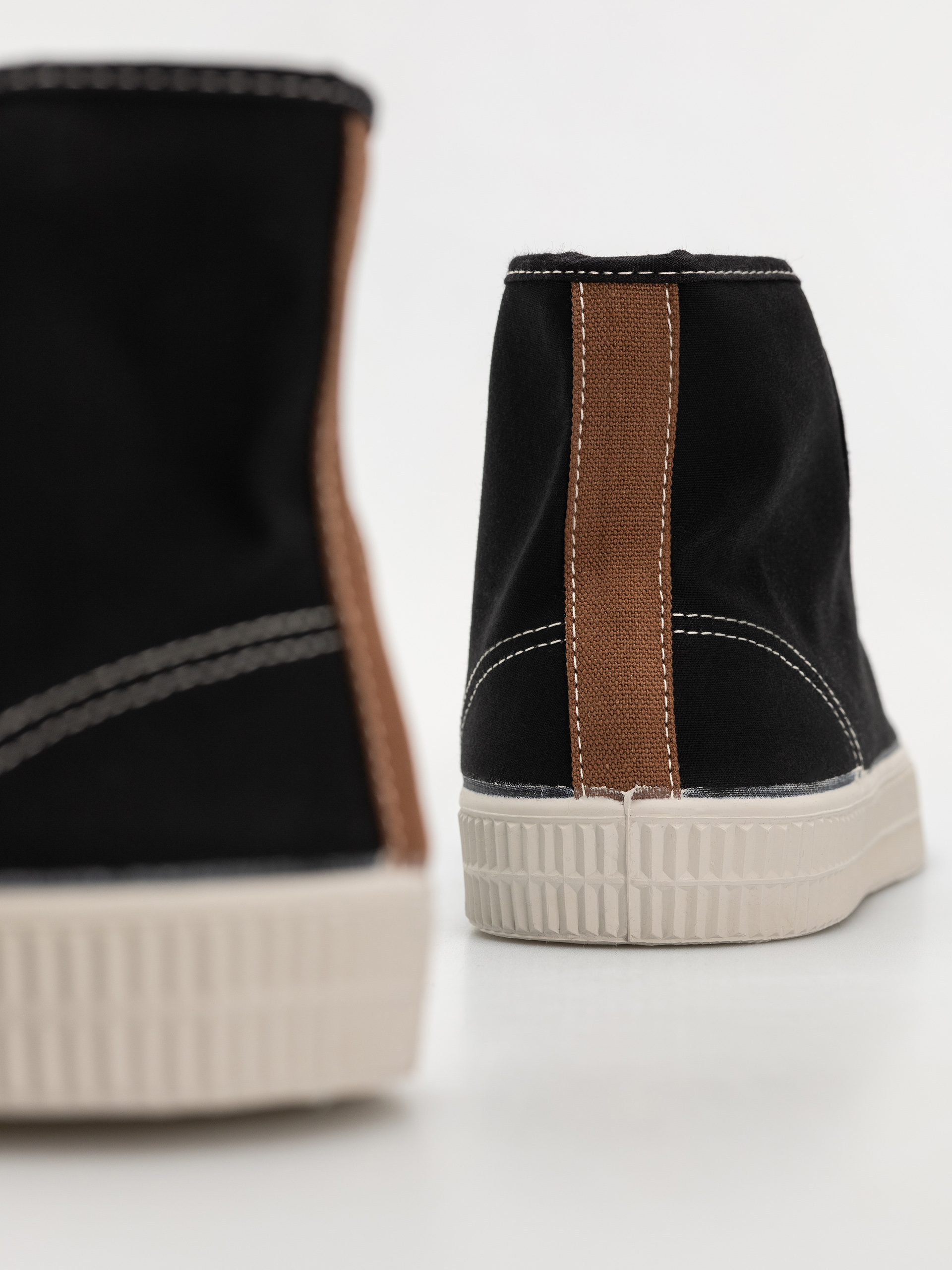 Обувки Novesta Star Dribble (wax black)