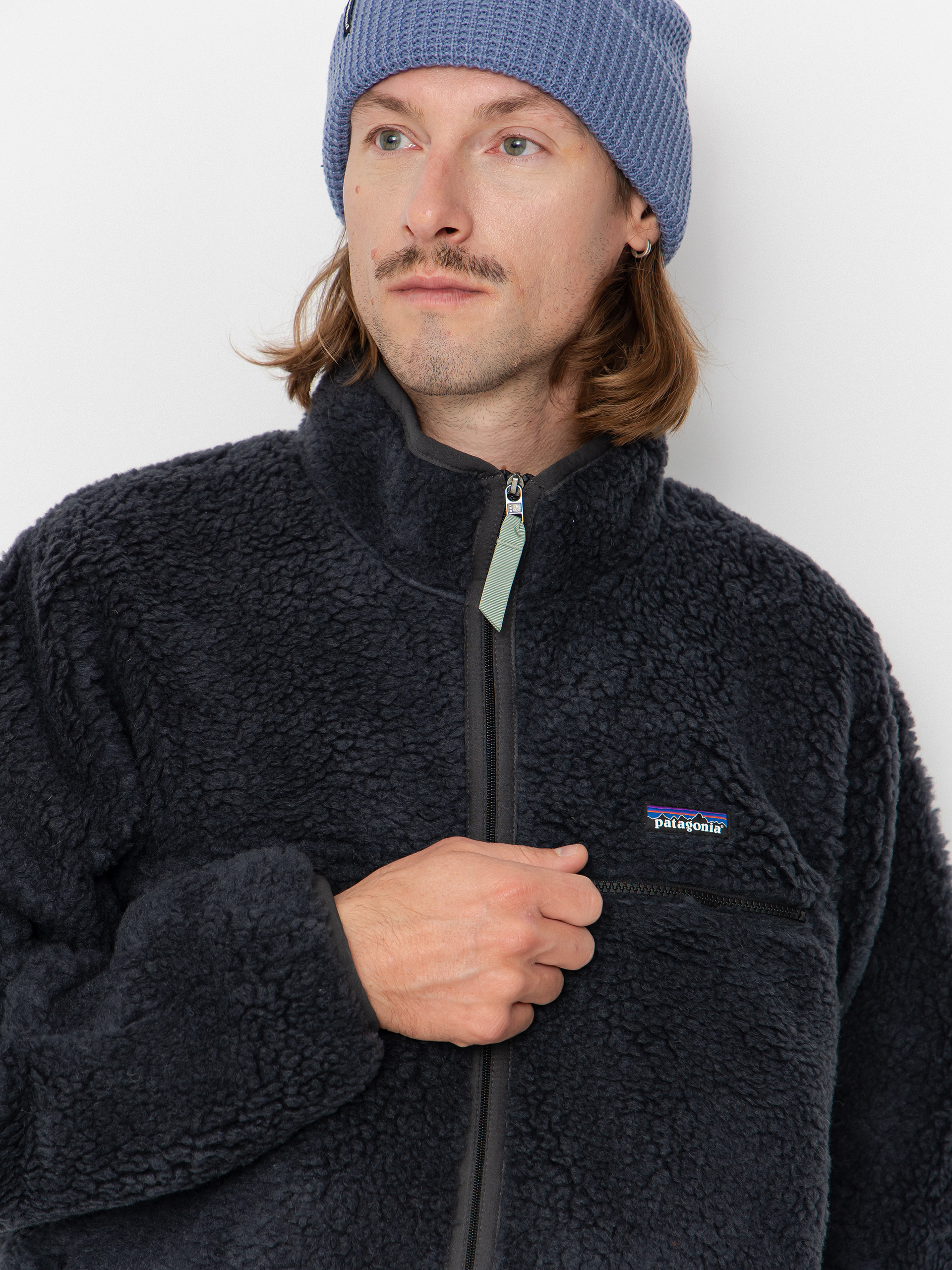 Суитшърт Patagonia Natural Blend Retro Cardigan (ink black)