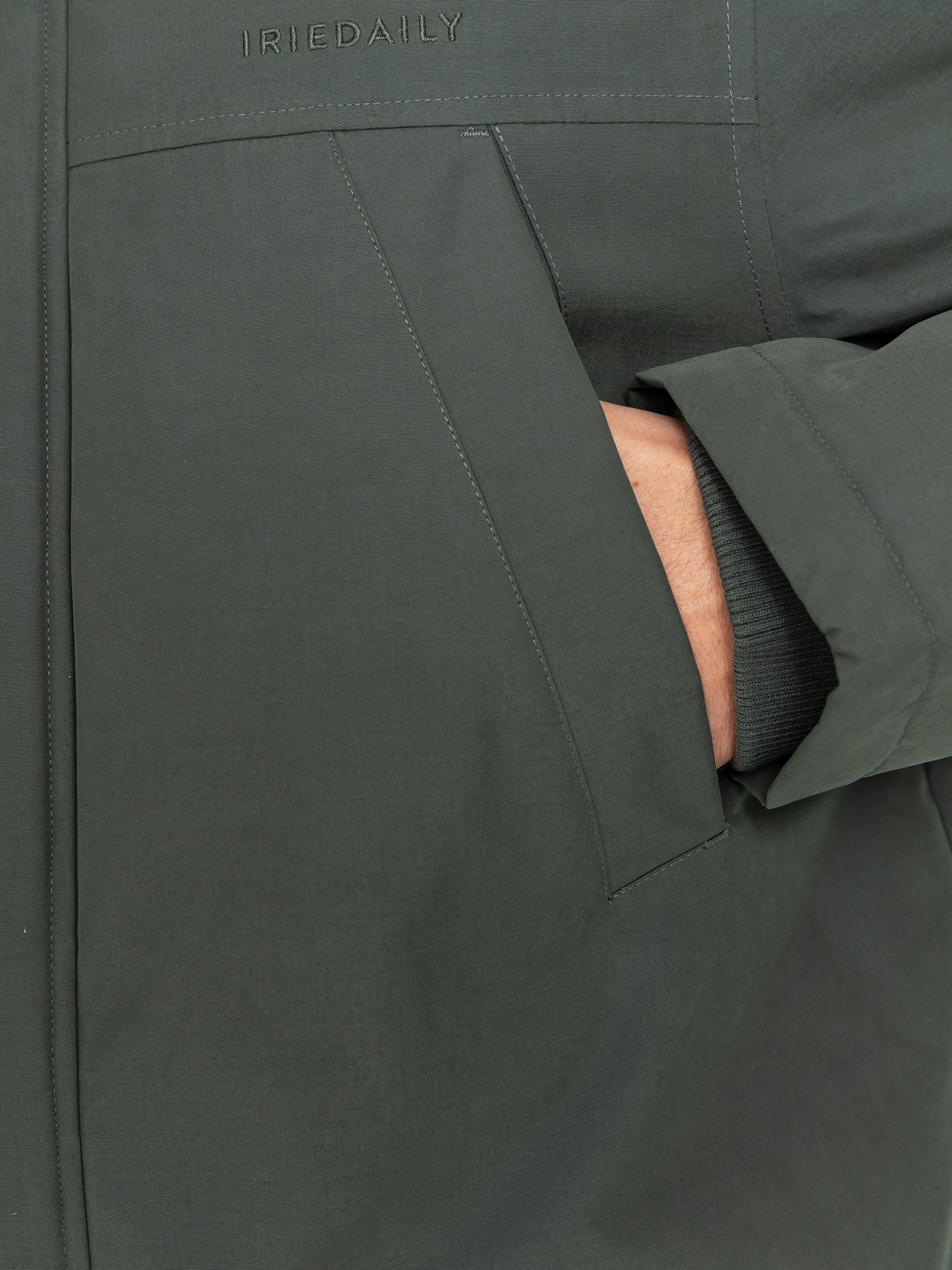 Яке Iriedaily Nilas Parka (dark jungle)