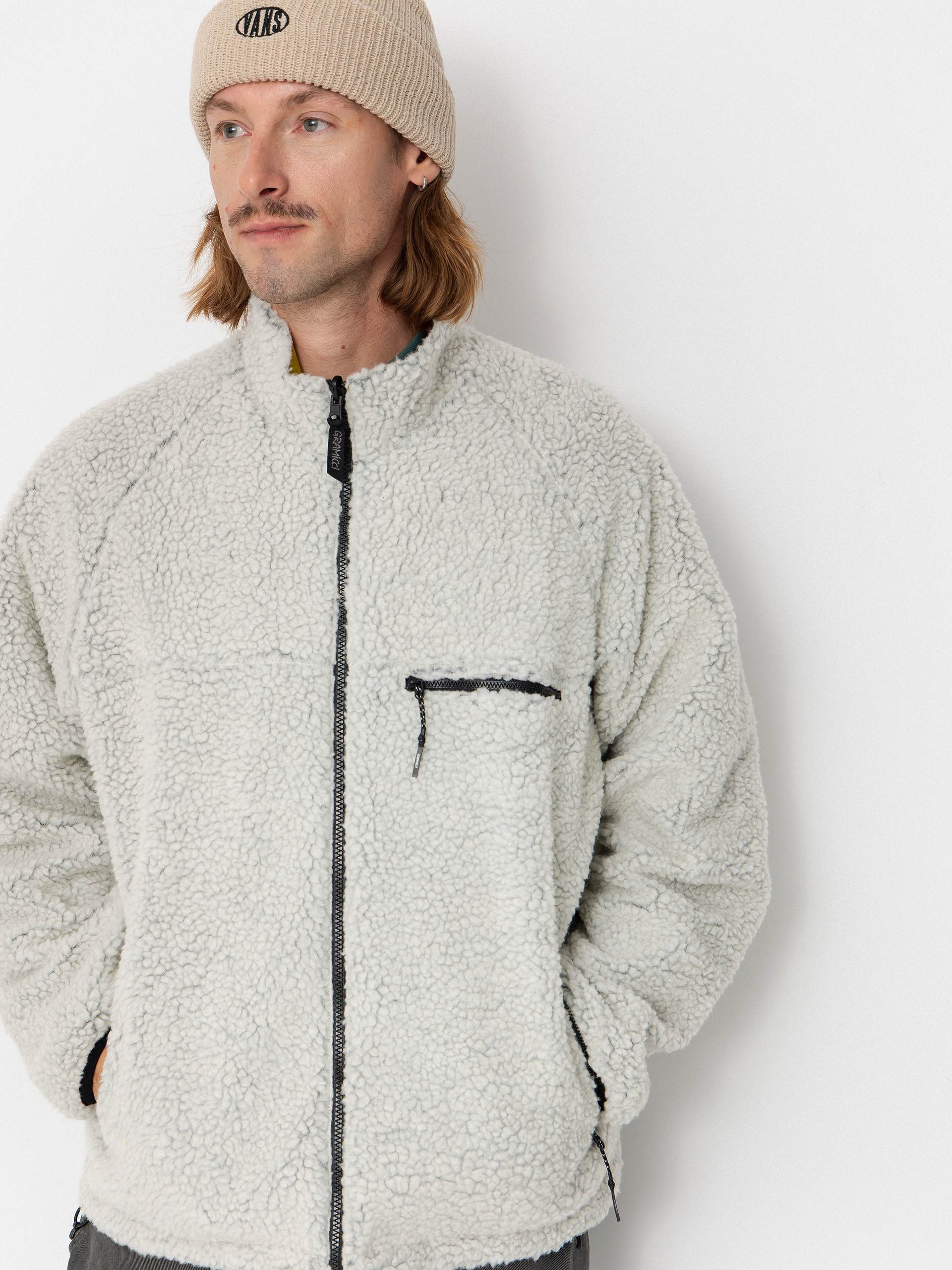 Яке Gramicci Reversible Sherpa (natural/chartreuse)