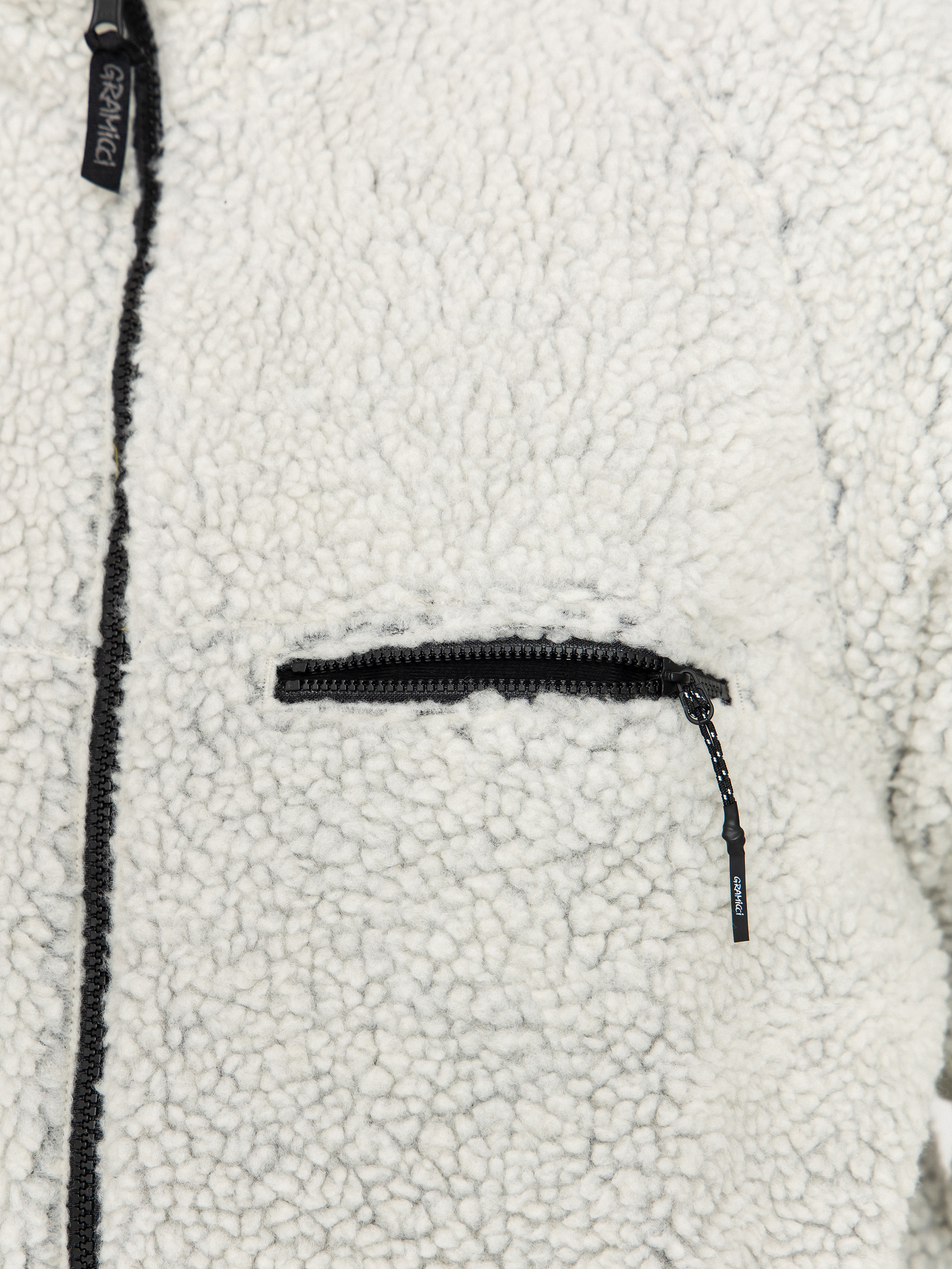 Яке Gramicci Reversible Sherpa (natural/chartreuse)