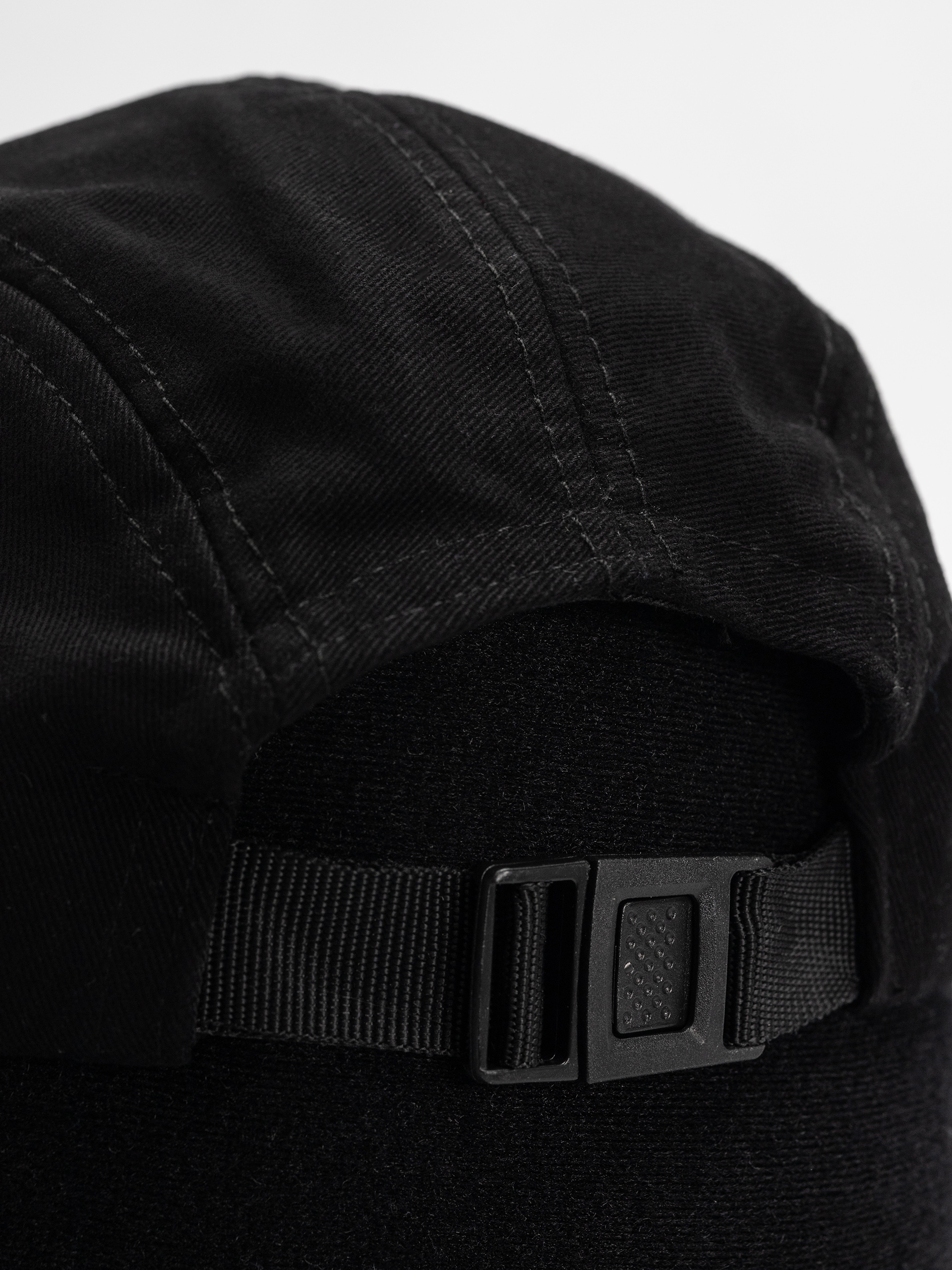 Шапка с козирка Yes 5 Pannel (black)