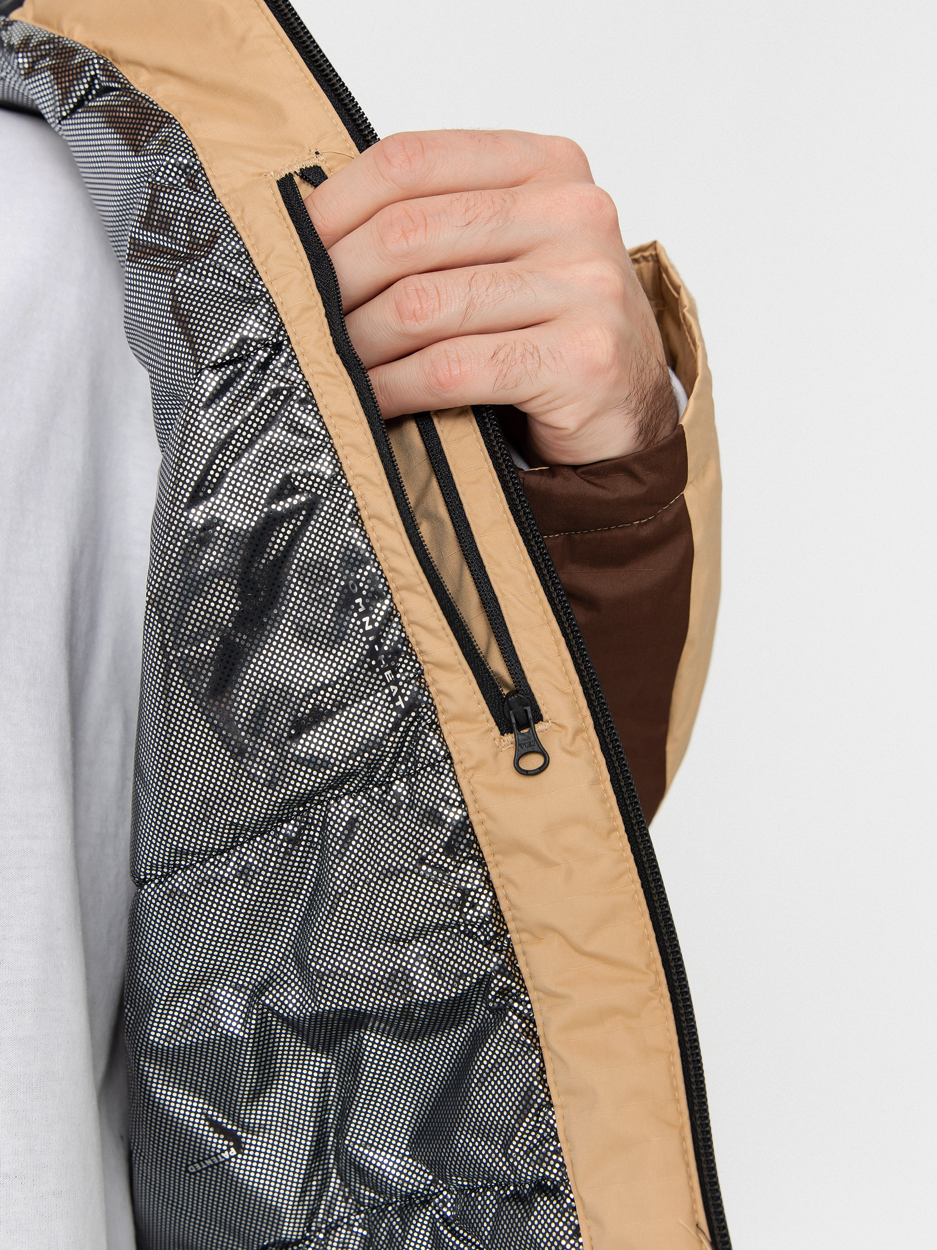 Яке Columbia Point Park II Insulated (black/tobacco)