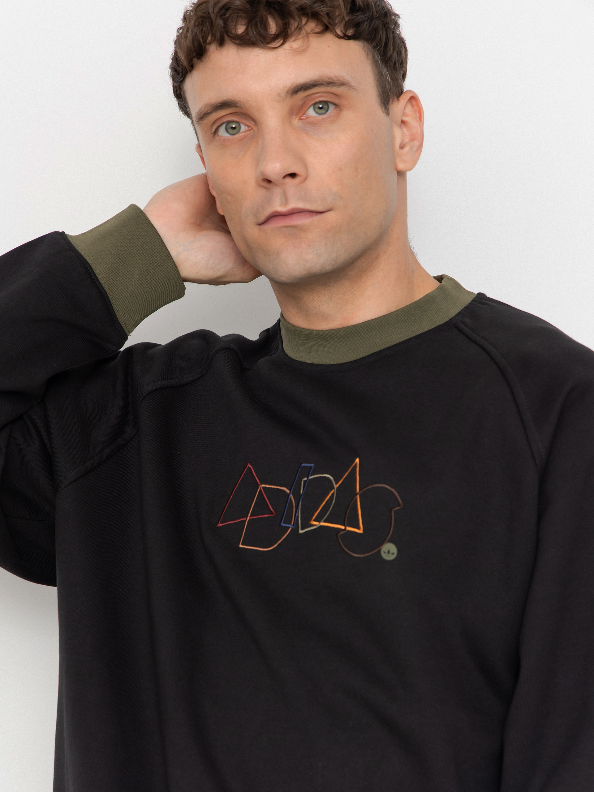 Суитшърт adidas Skate Geo Crew (black)