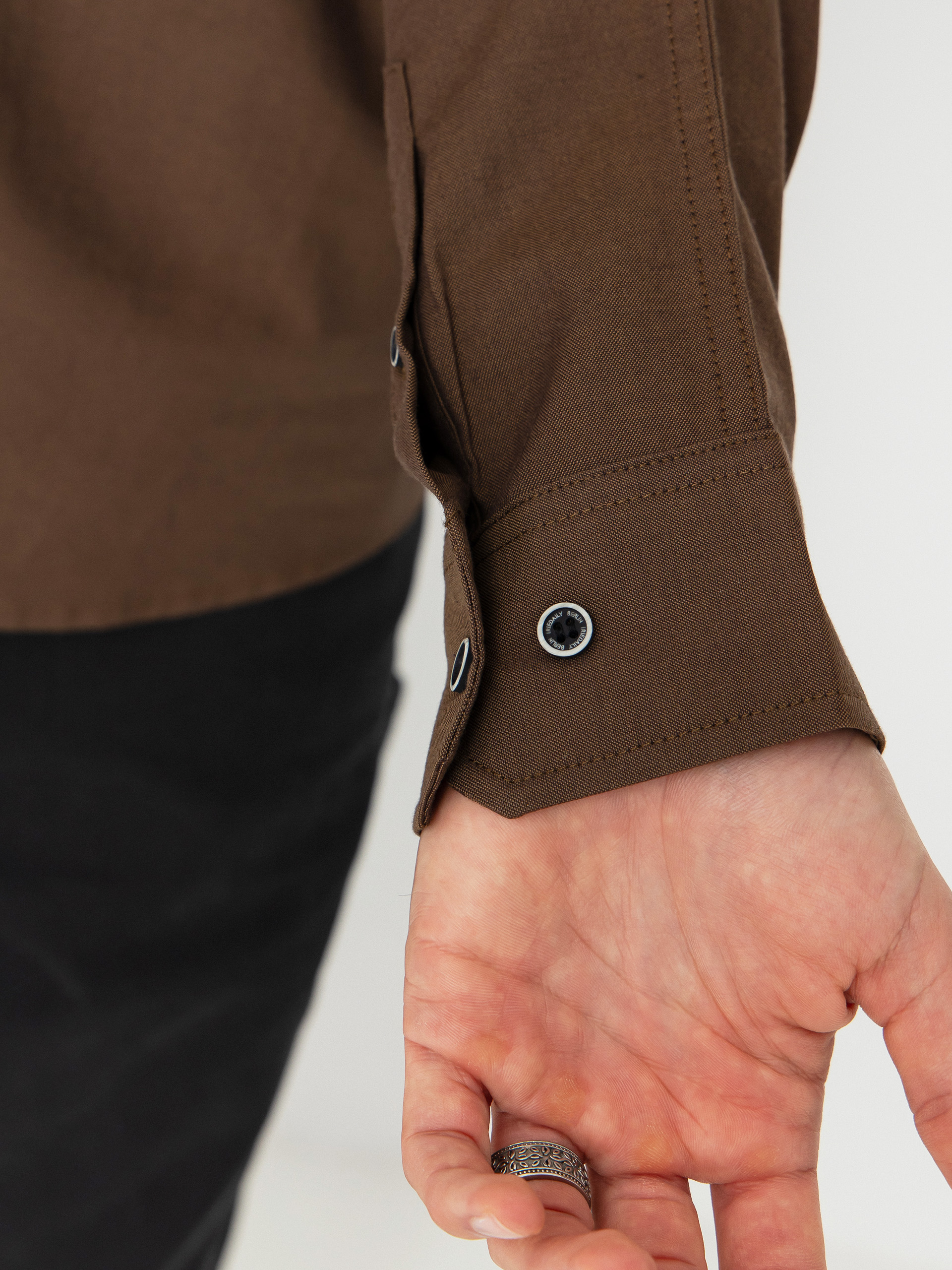 Риза Iriedaily Samuel (dark coffee)