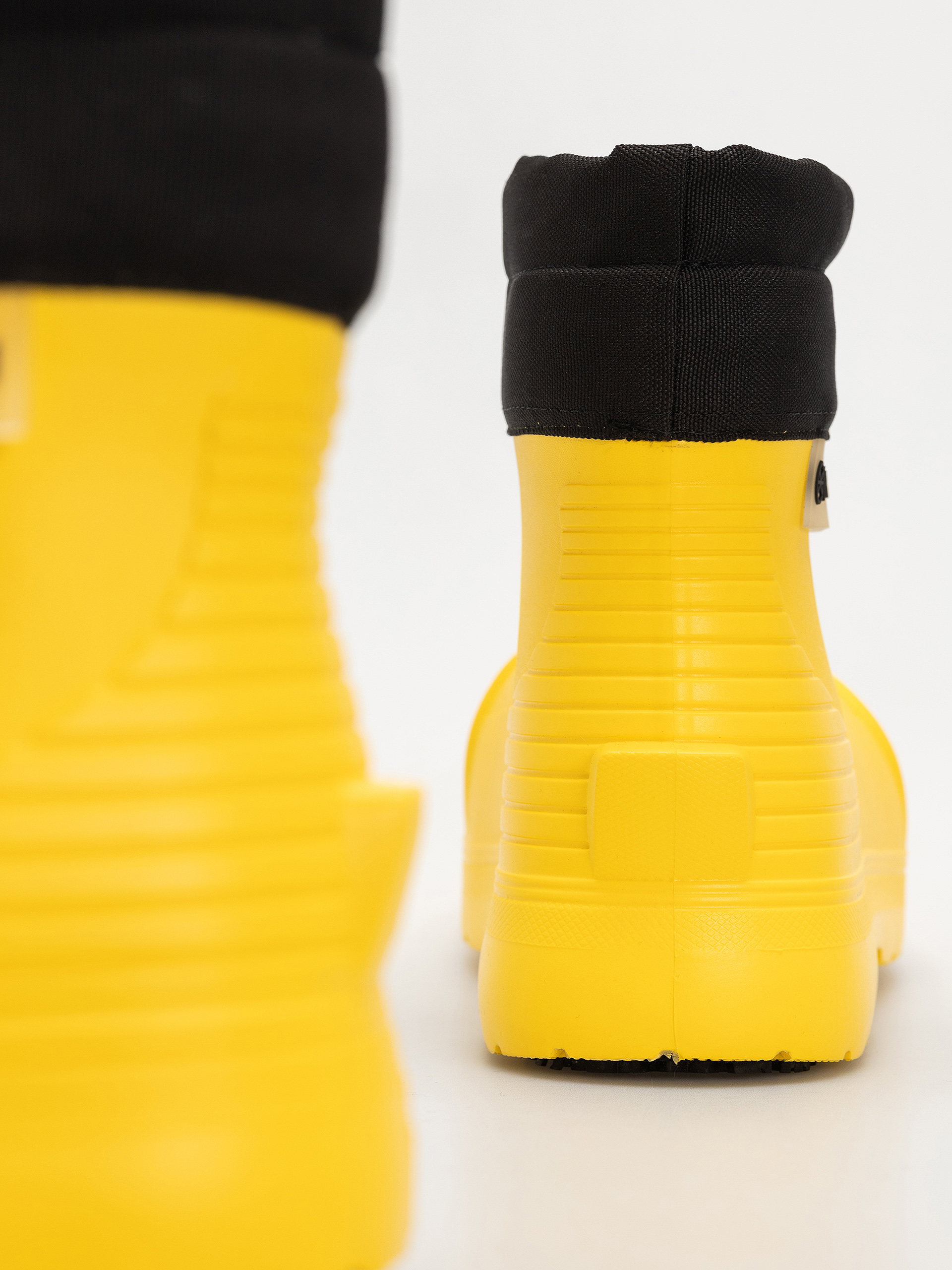 Обувки Fubuki Niseko 3.0 Low (yellow)