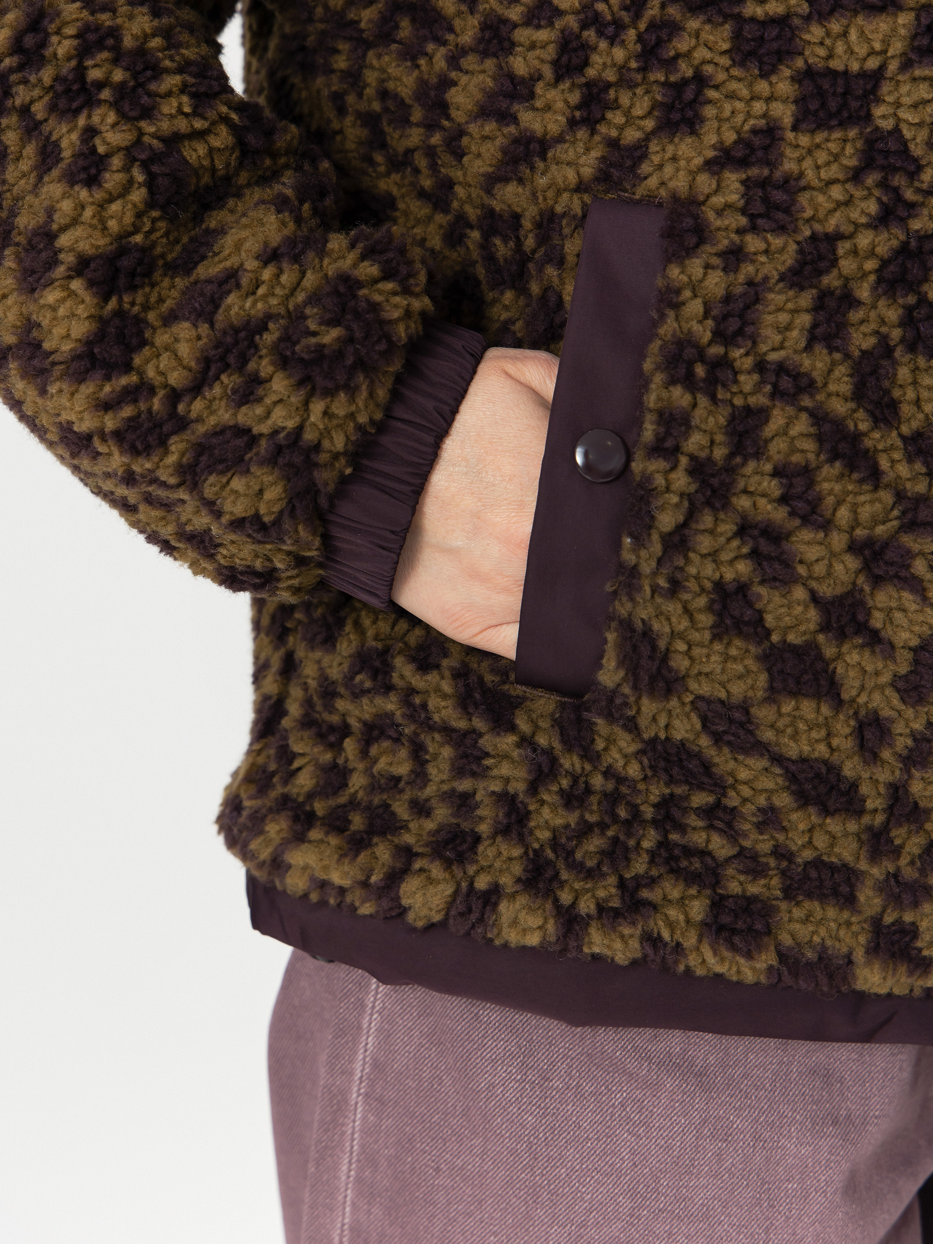 Палто Vans Suffolk Cheetah Check Pile Coat Wmn (dark port)