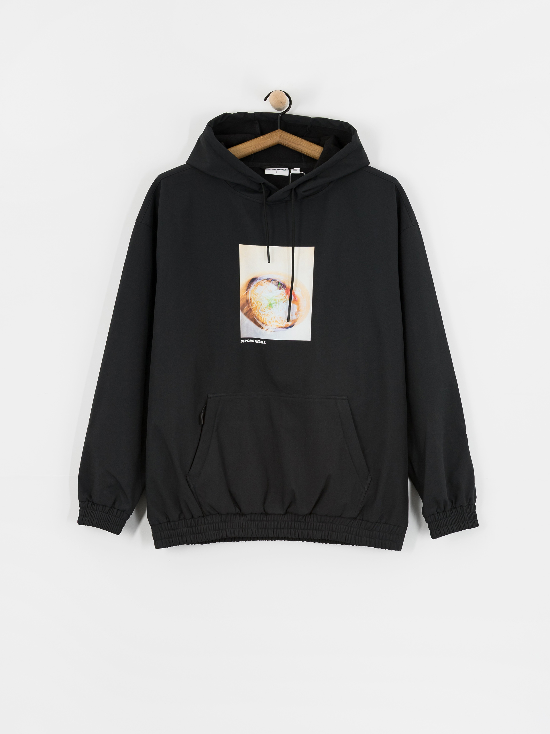 Сноуборд яке Beyond Medals Softshell Hoodie (black)