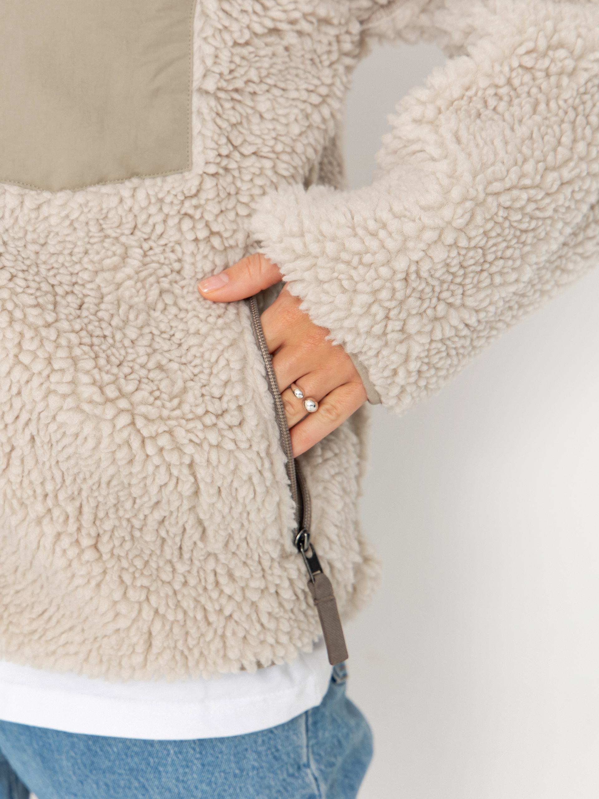 Яке Patagonia Classic Retro X Wmn (natural)