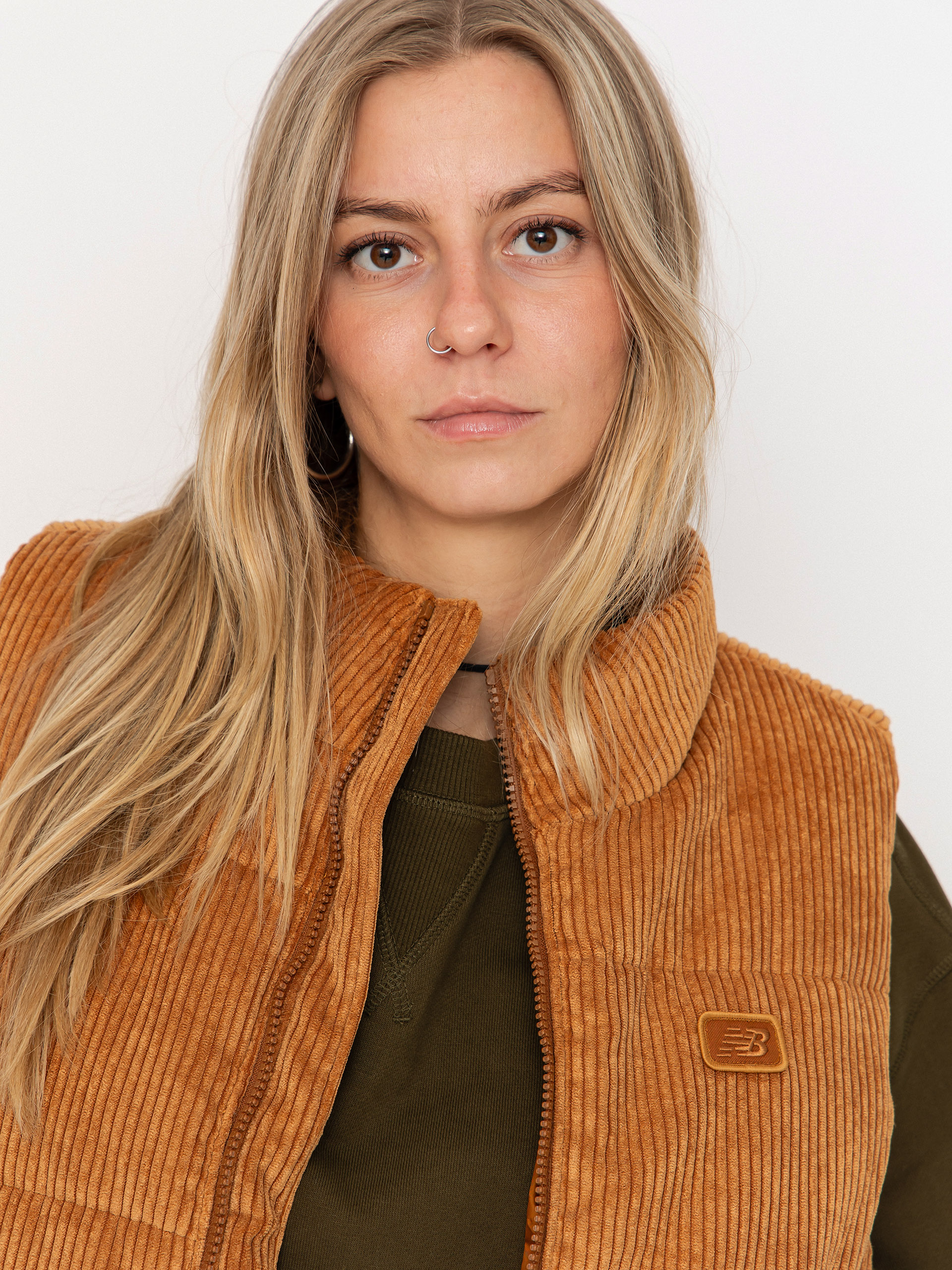 Елек New Balance Wide Wale Corduroy Wmn (brown)