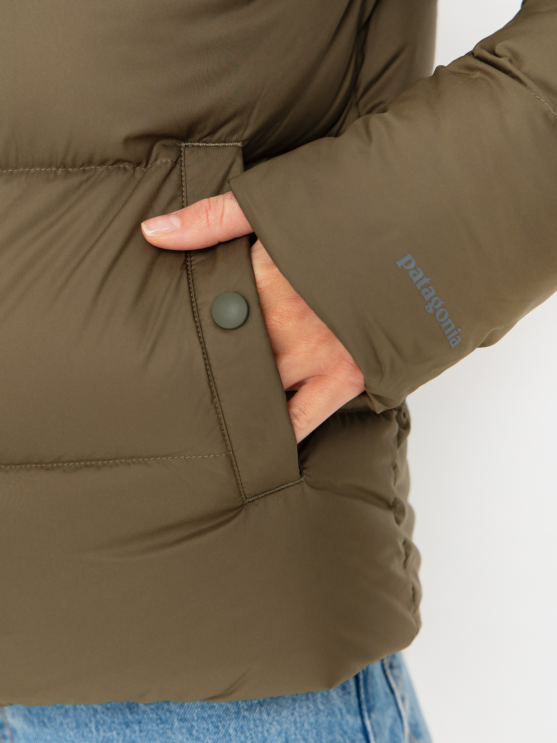 Яке Patagonia Silent Down Wmn (basin green)