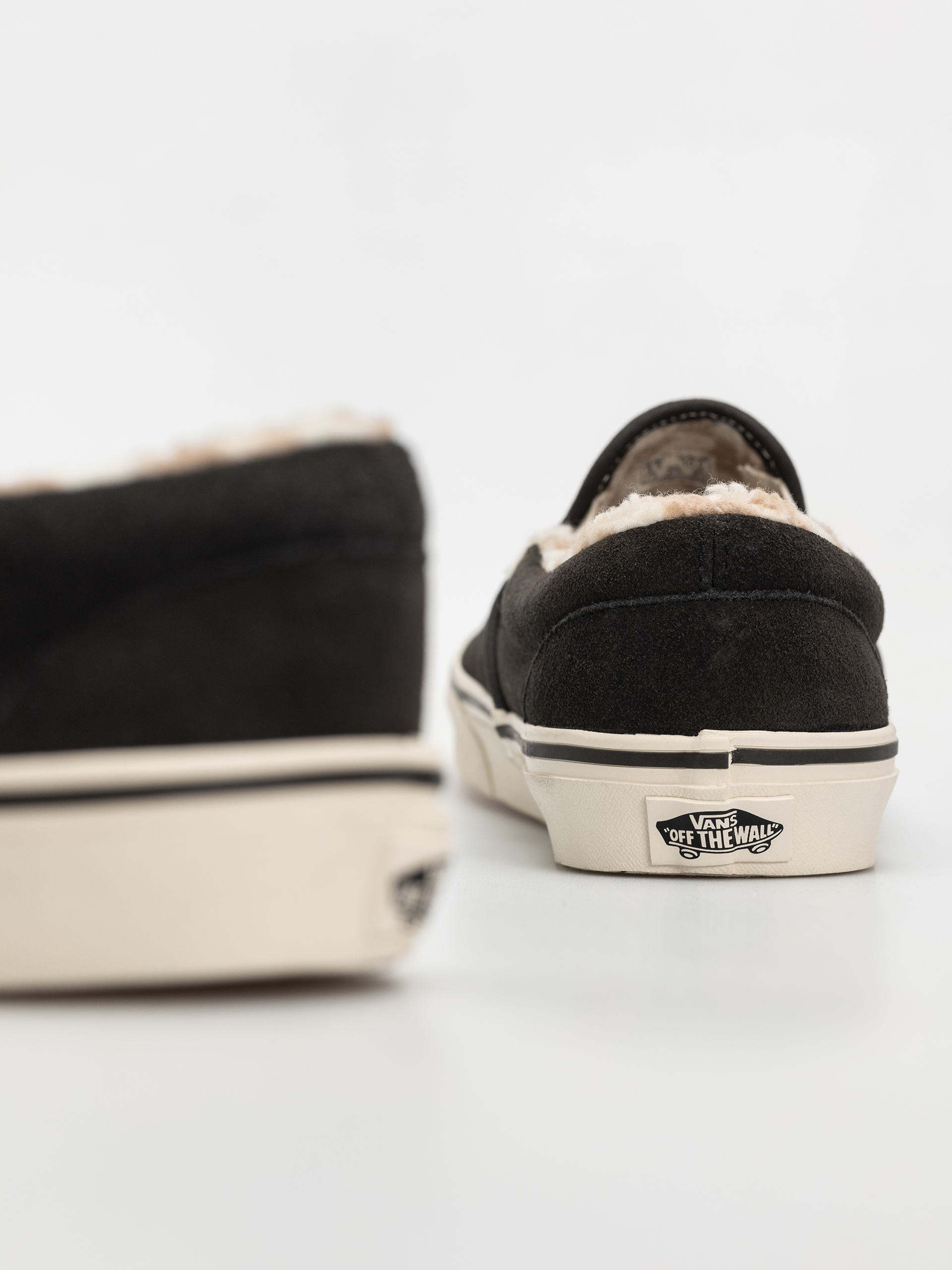 Обувки Vans Classic Slip On (cozy hug faded black)