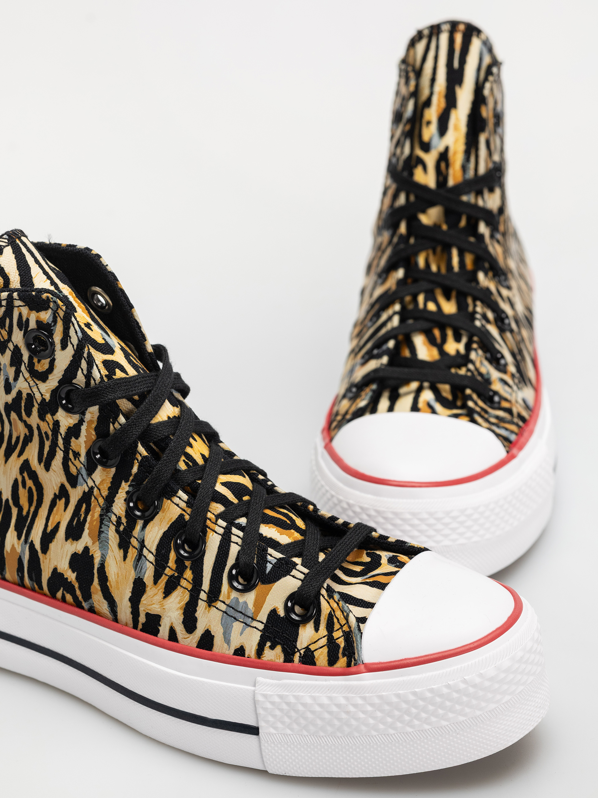 Кецове Converse Chuck Taylor All Star Lift Hi Wmn (black/white/red)