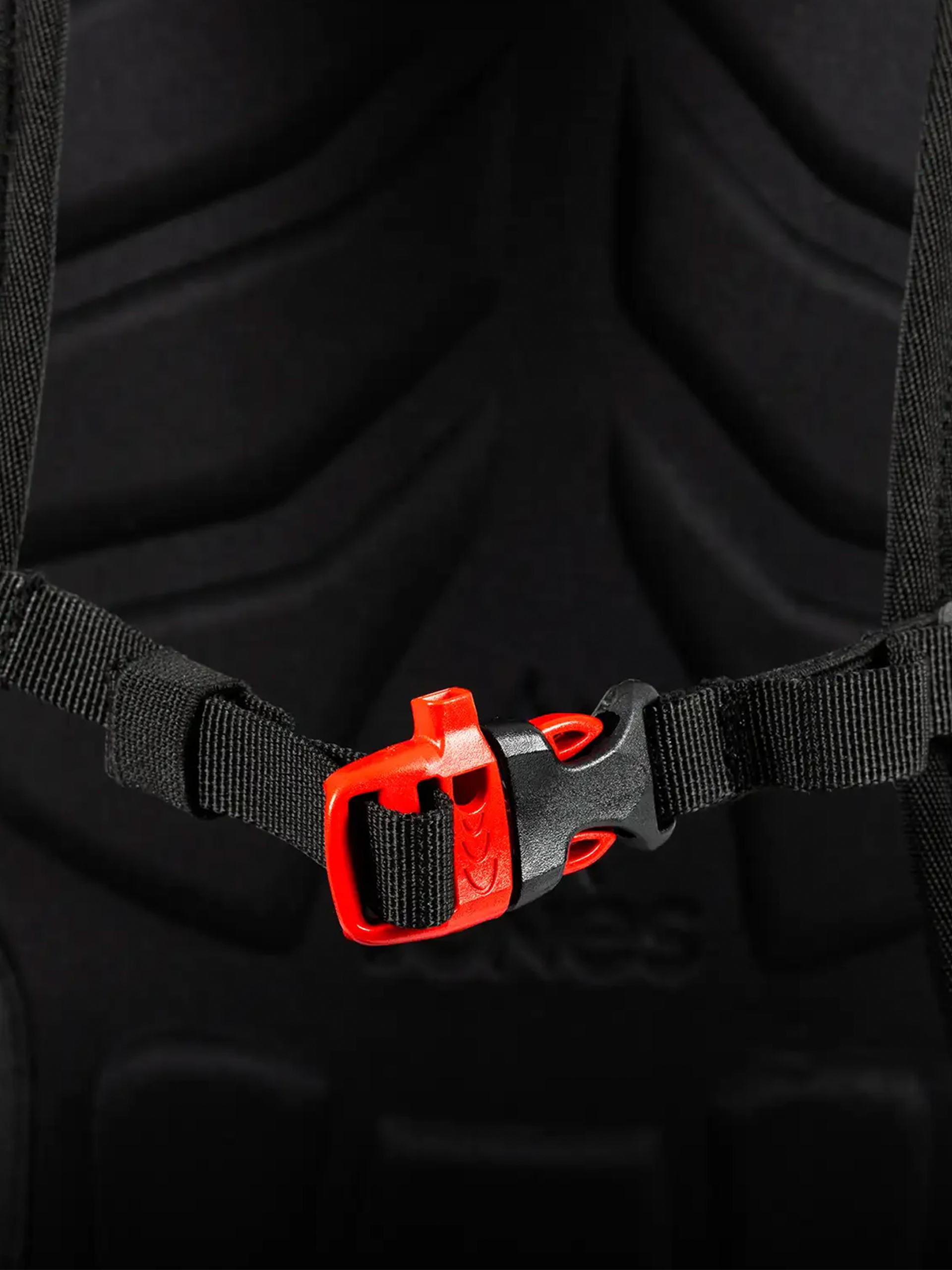 Раница Jones Snowboards Deeper 19L (stealth black)