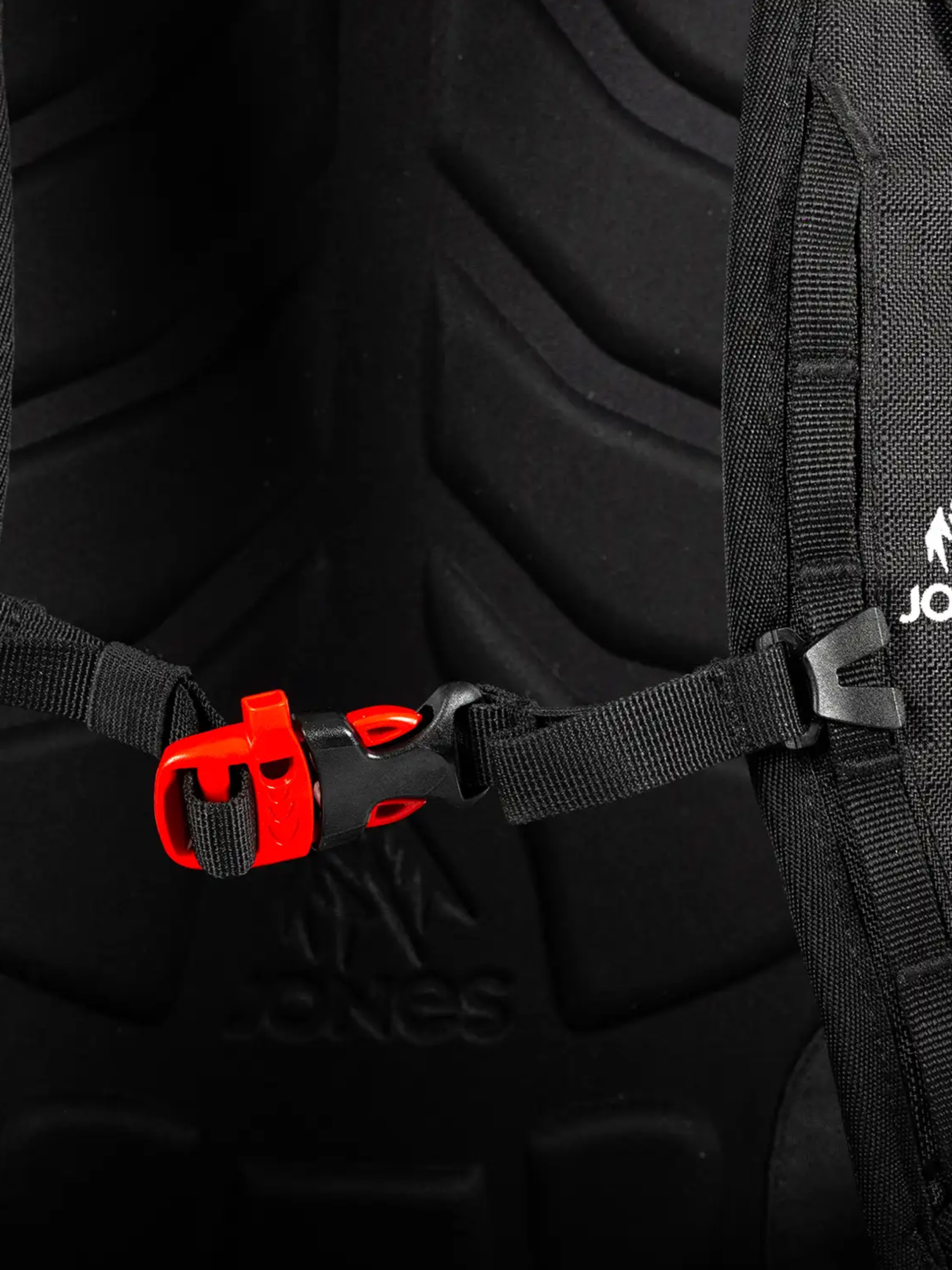 Раница Jones Snowboards Further 25L (stealth black)