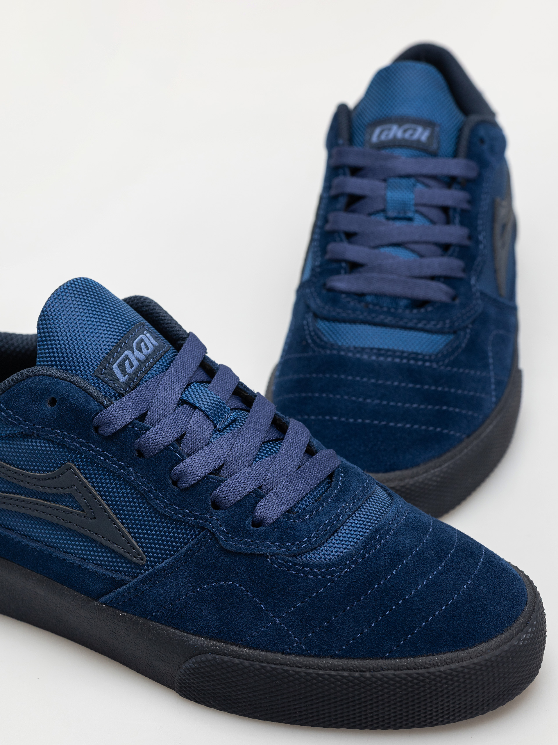 Обувки Lakai Cambridge (estate blue suede monochrome)