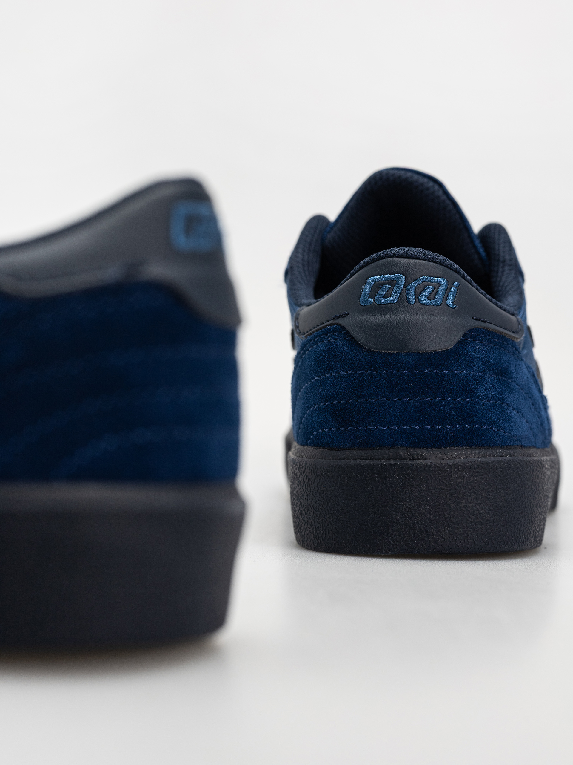 Обувки Lakai Cambridge (estate blue suede monochrome)