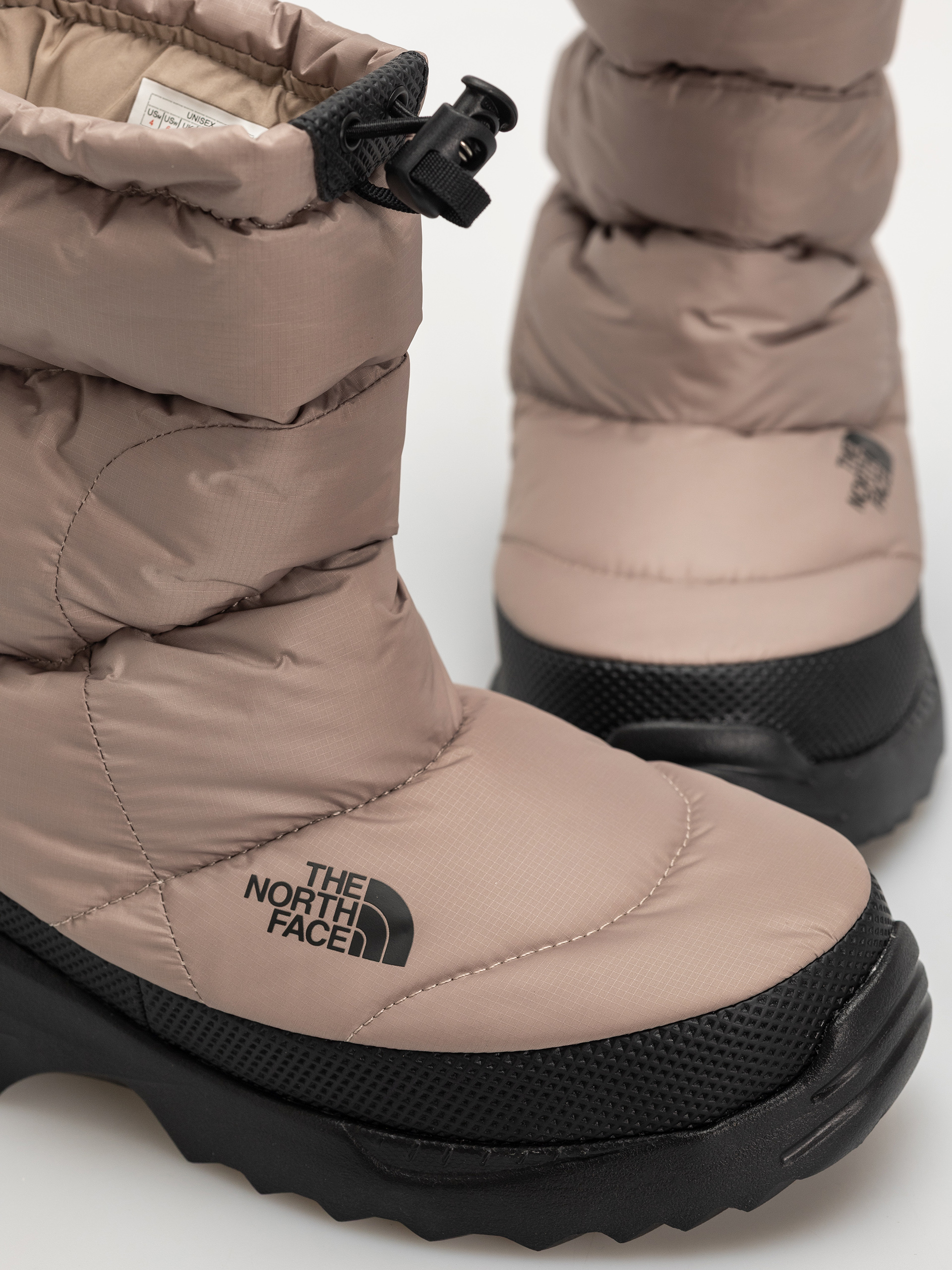Обувки The North Face Nuptse Traction Bootie (mushroom grey/tnf black)