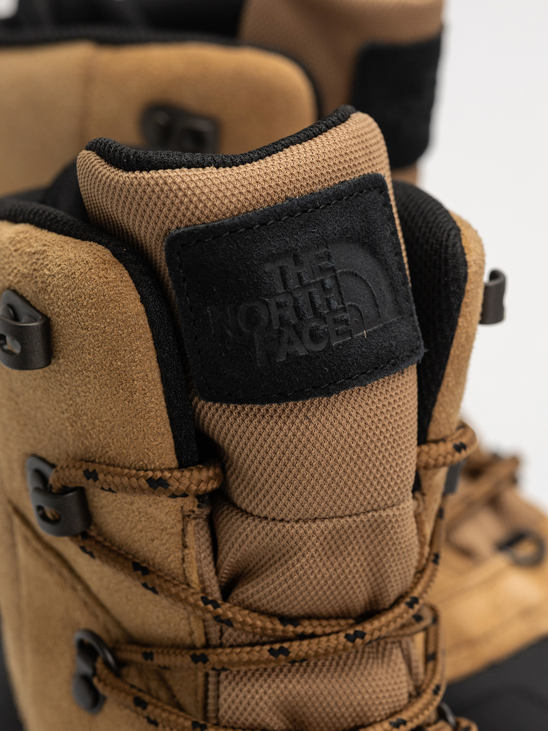 Обувки The North Face Chilkat V Lace Wp (utility brown/tnf black)