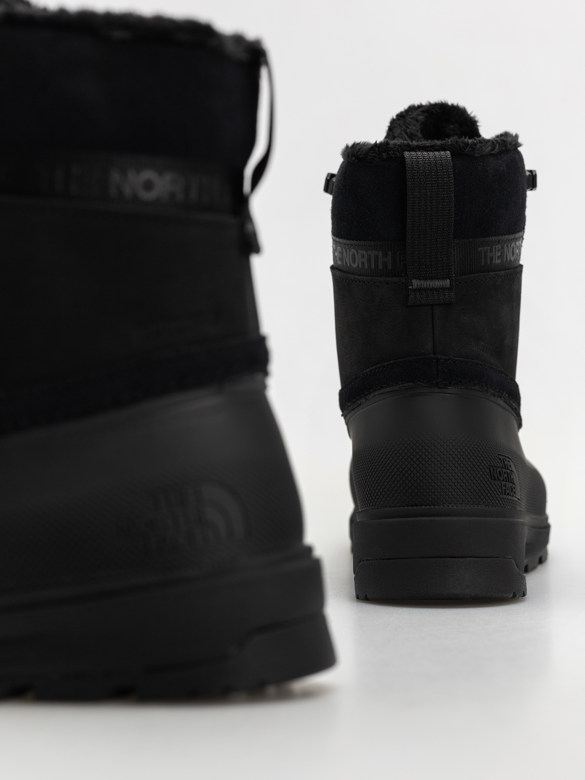 Обувки The North Face Shellista V Shorty Wp (tnf black/tnf black)