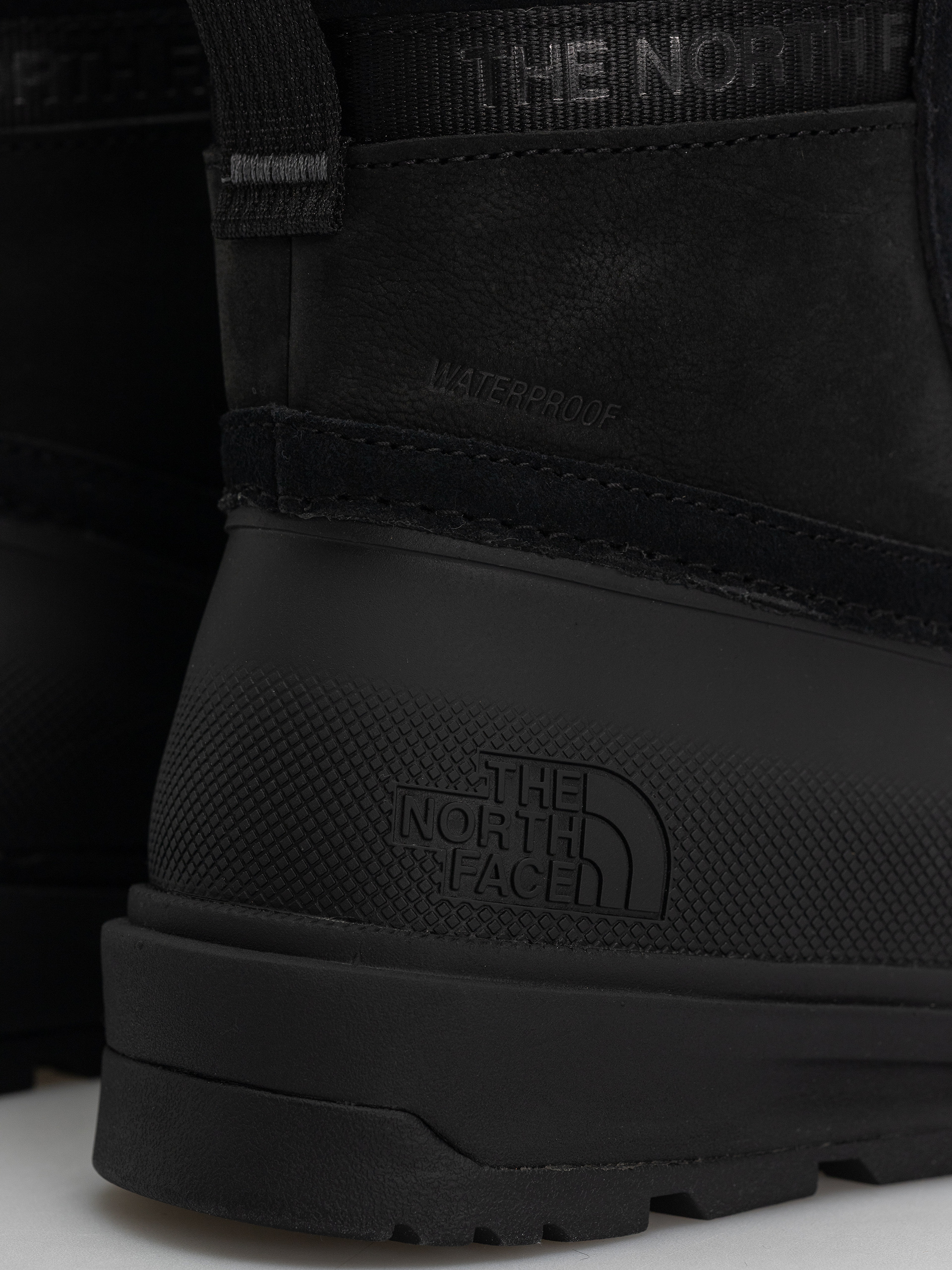 Обувки The North Face Shellista V Shorty Wp (tnf black/tnf black)