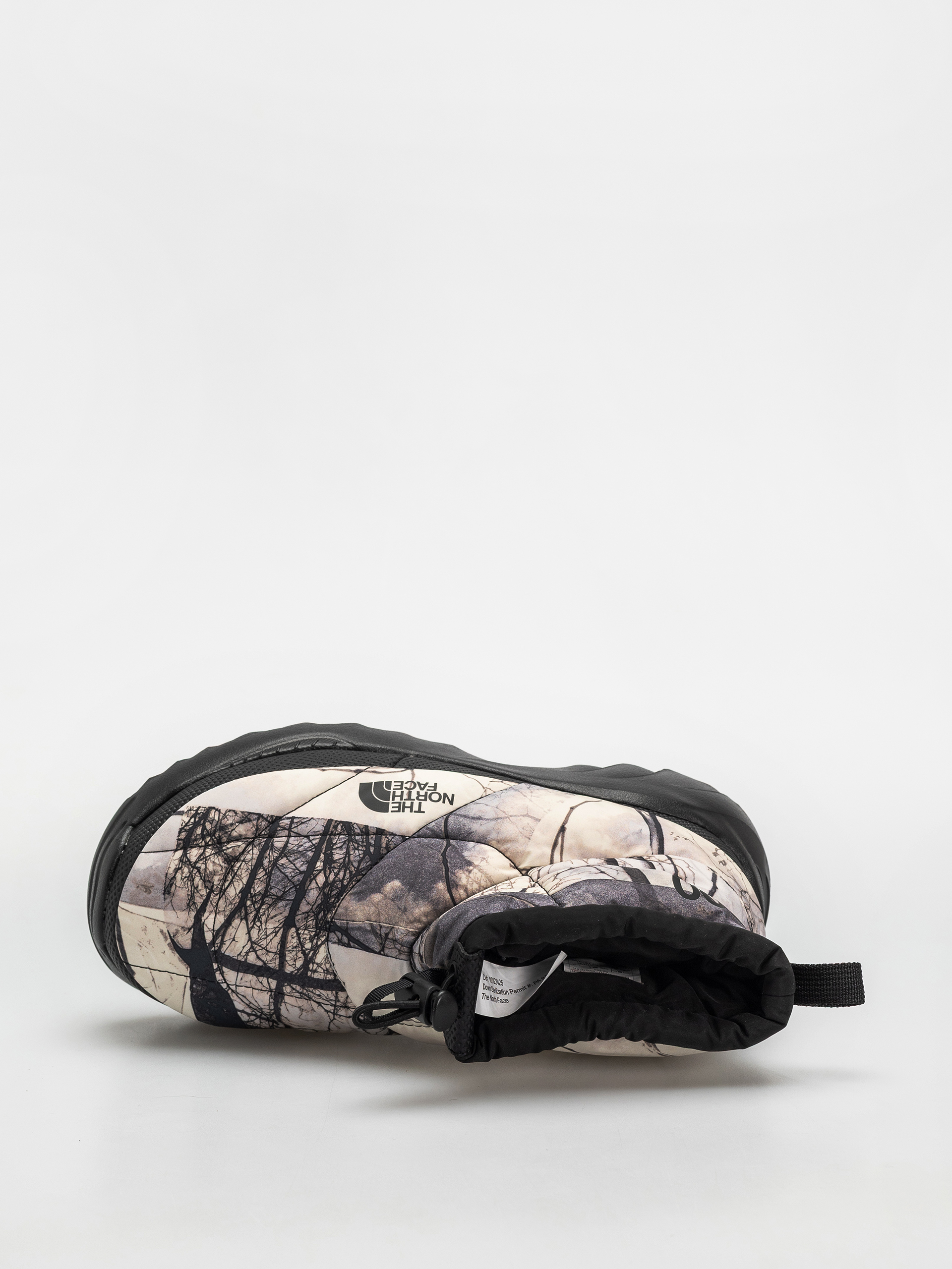 Обувки The North Face Nuptse Traction Chukka (image lift camo white d)