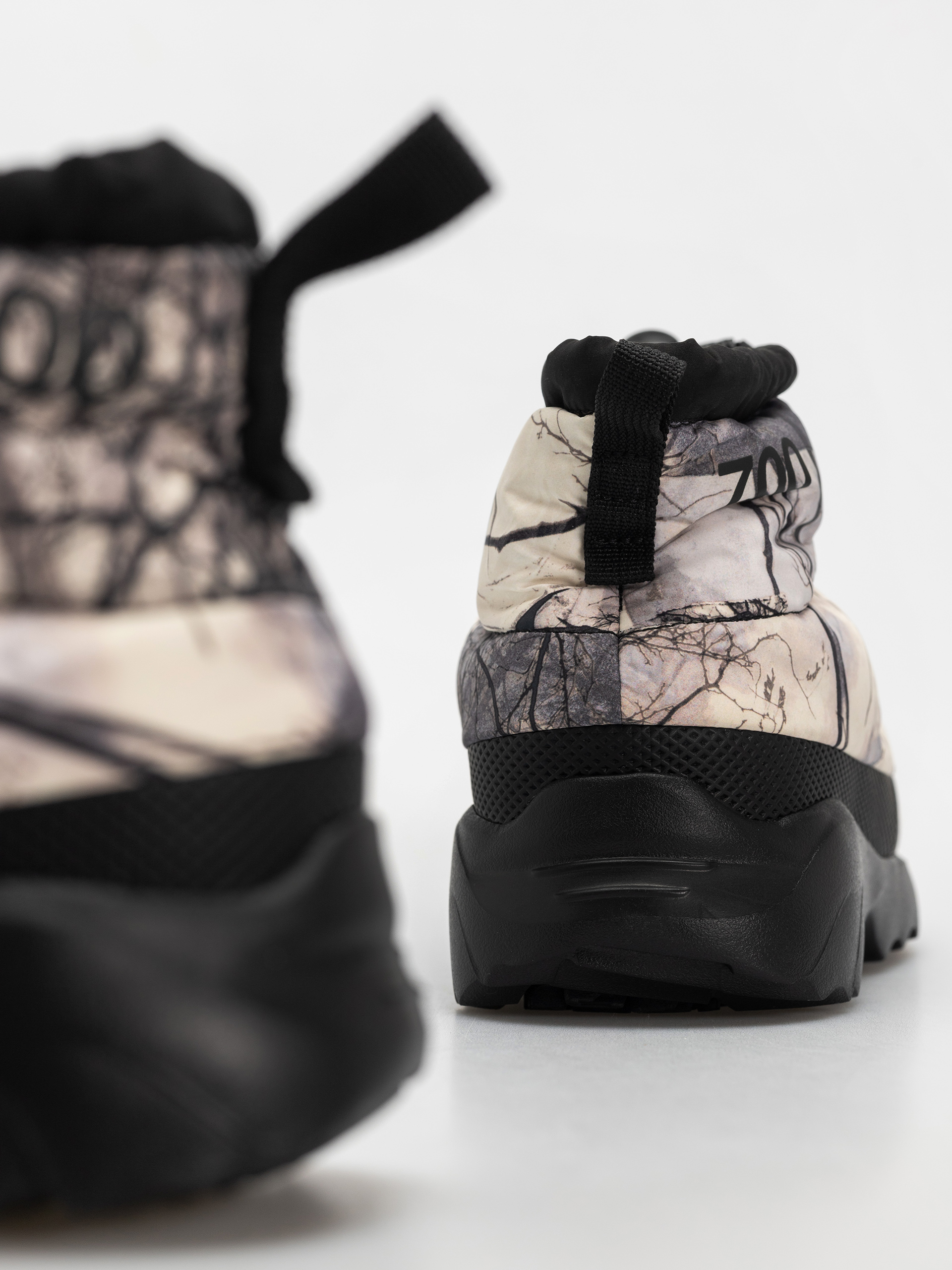 Обувки The North Face Nuptse Traction Chukka (image lift camo white d)