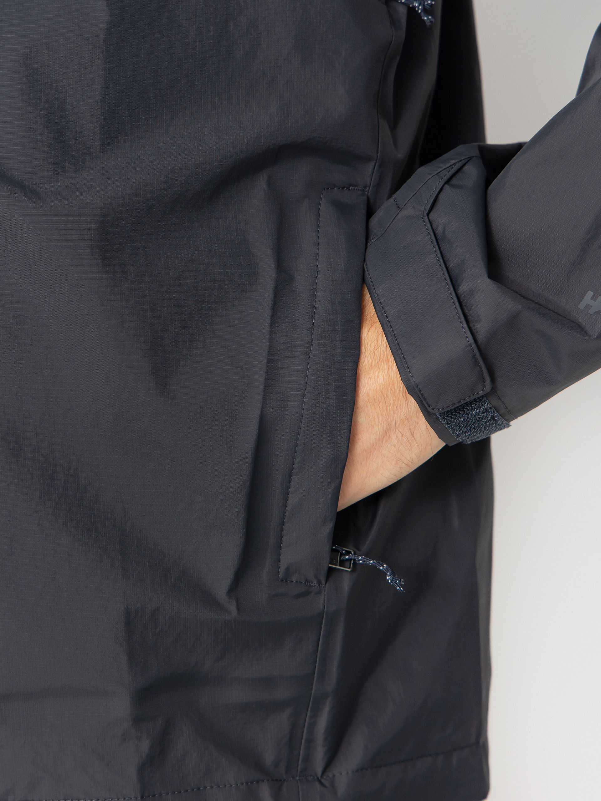 Яке Patagonia Torrentshell 3L (smolder blue)