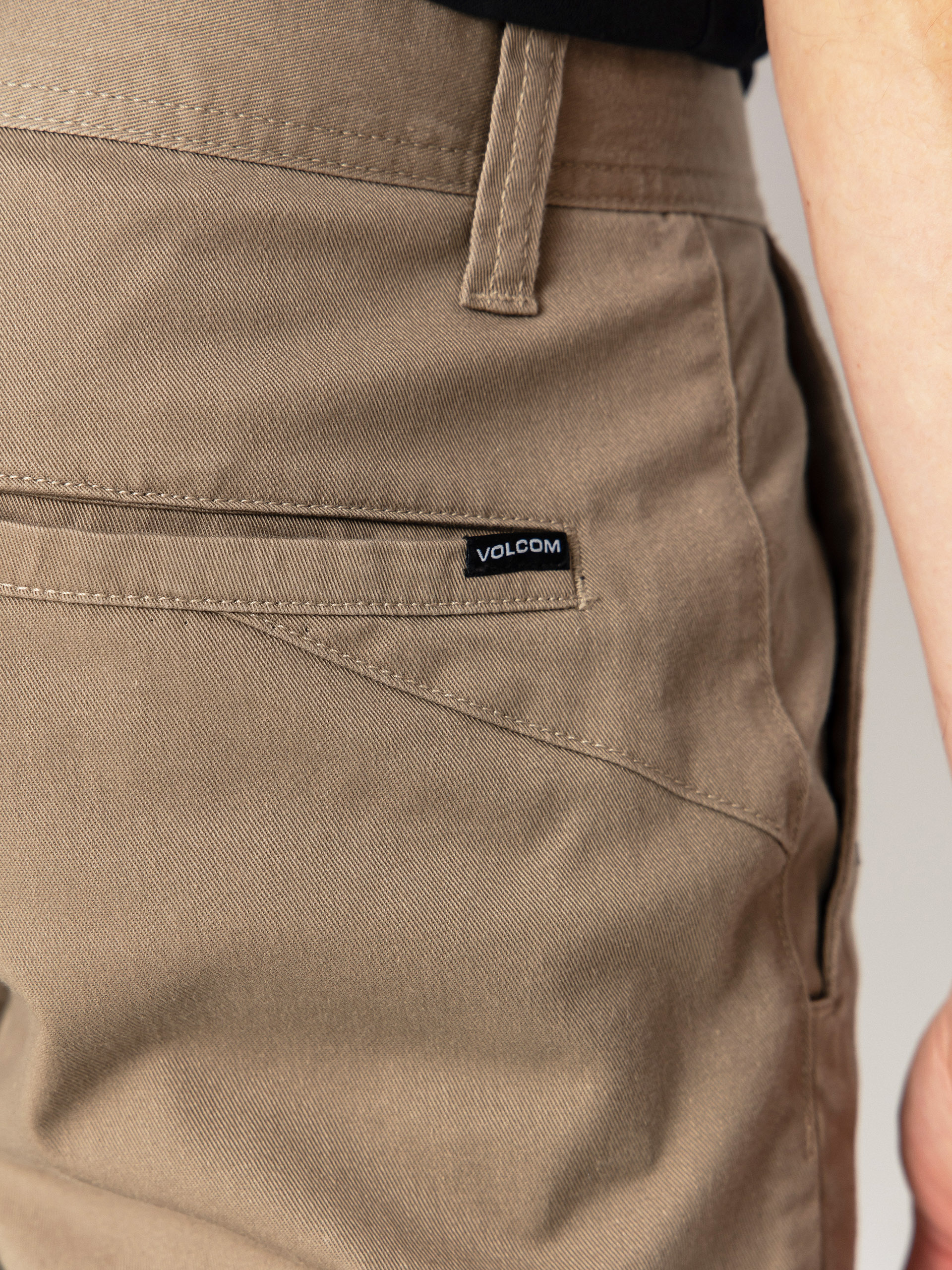 Панталони Volcom Frickin Modern Stretch (khaki)