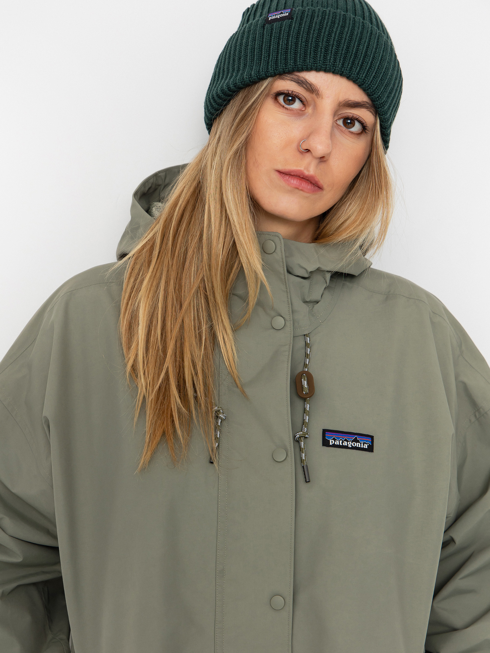 Яке Patagonia Outdoor Everyday Rain Wmn (river rock green)