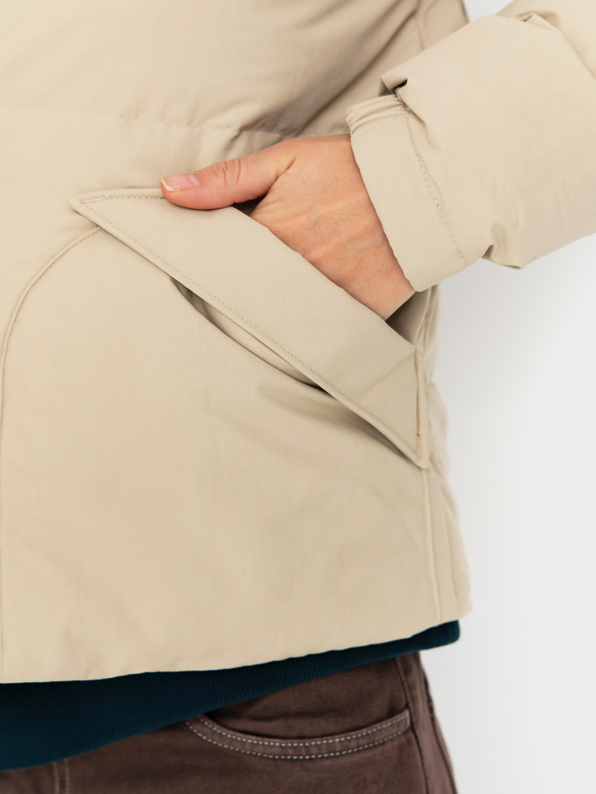 Яке Patagonia Downdrift Wmn (oar tan w/seabird grey)