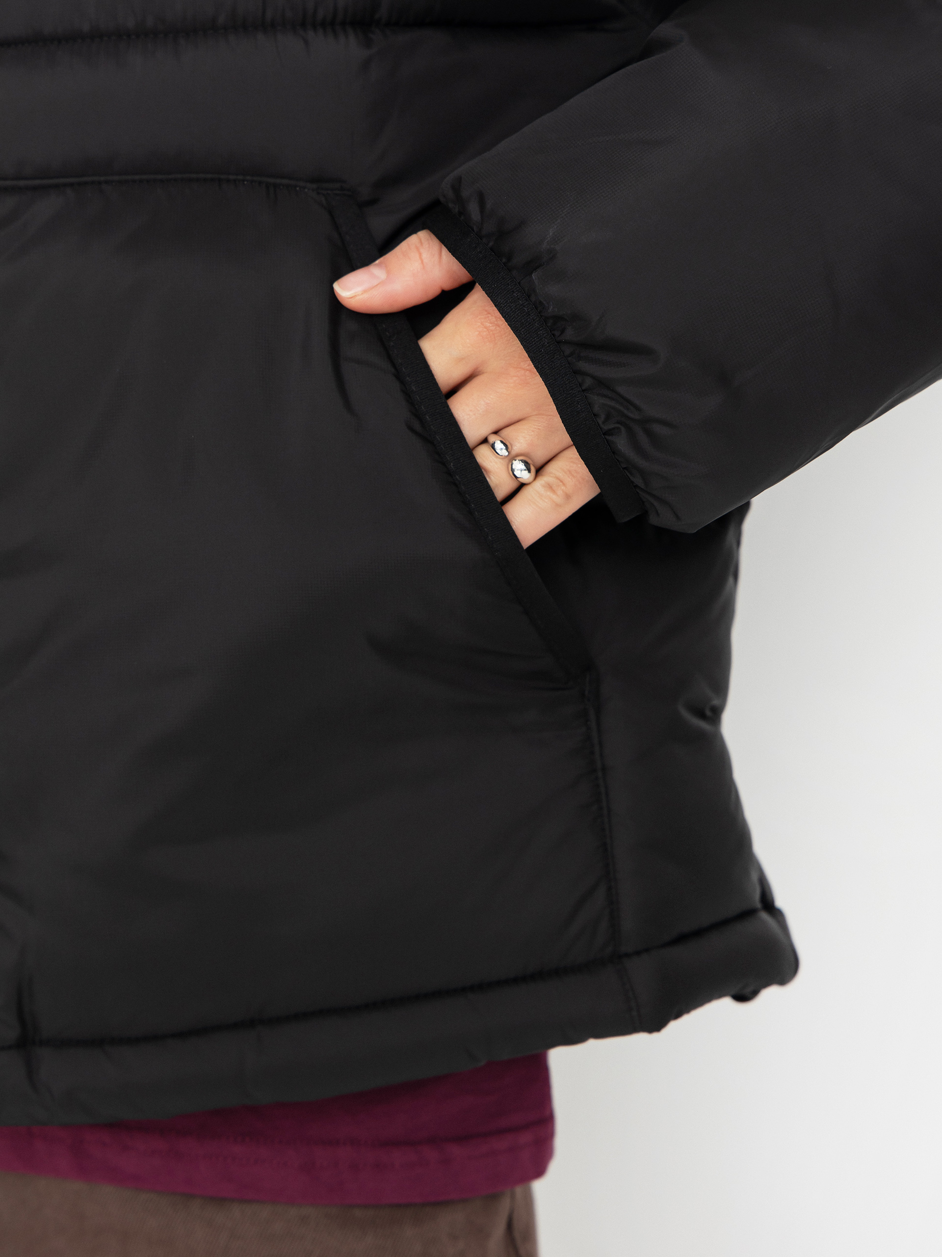 Яке Carhartt WIP Toronto Wmn (black/wild dog print)