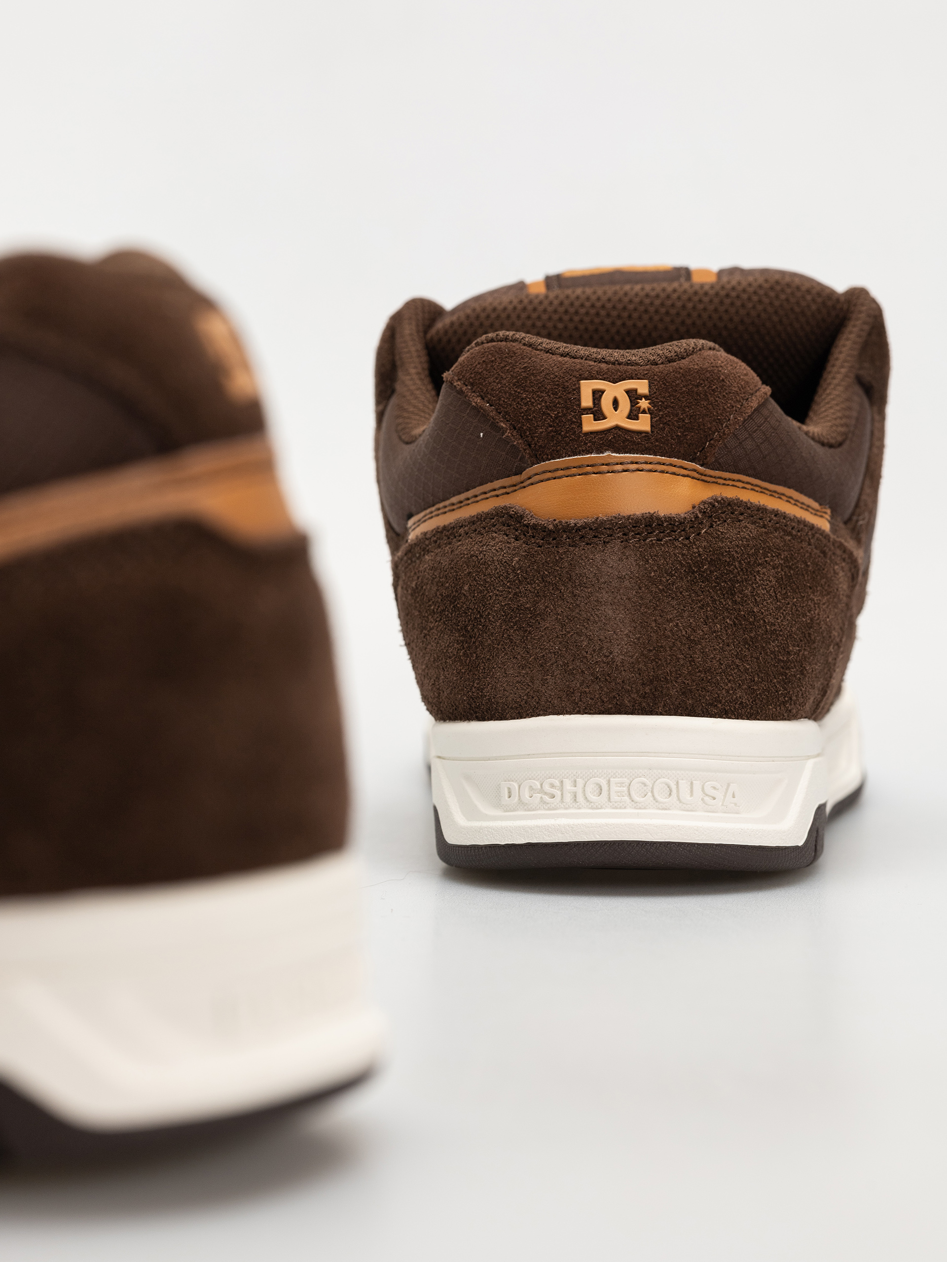Обувки DC Stag (brown/brown/brown)