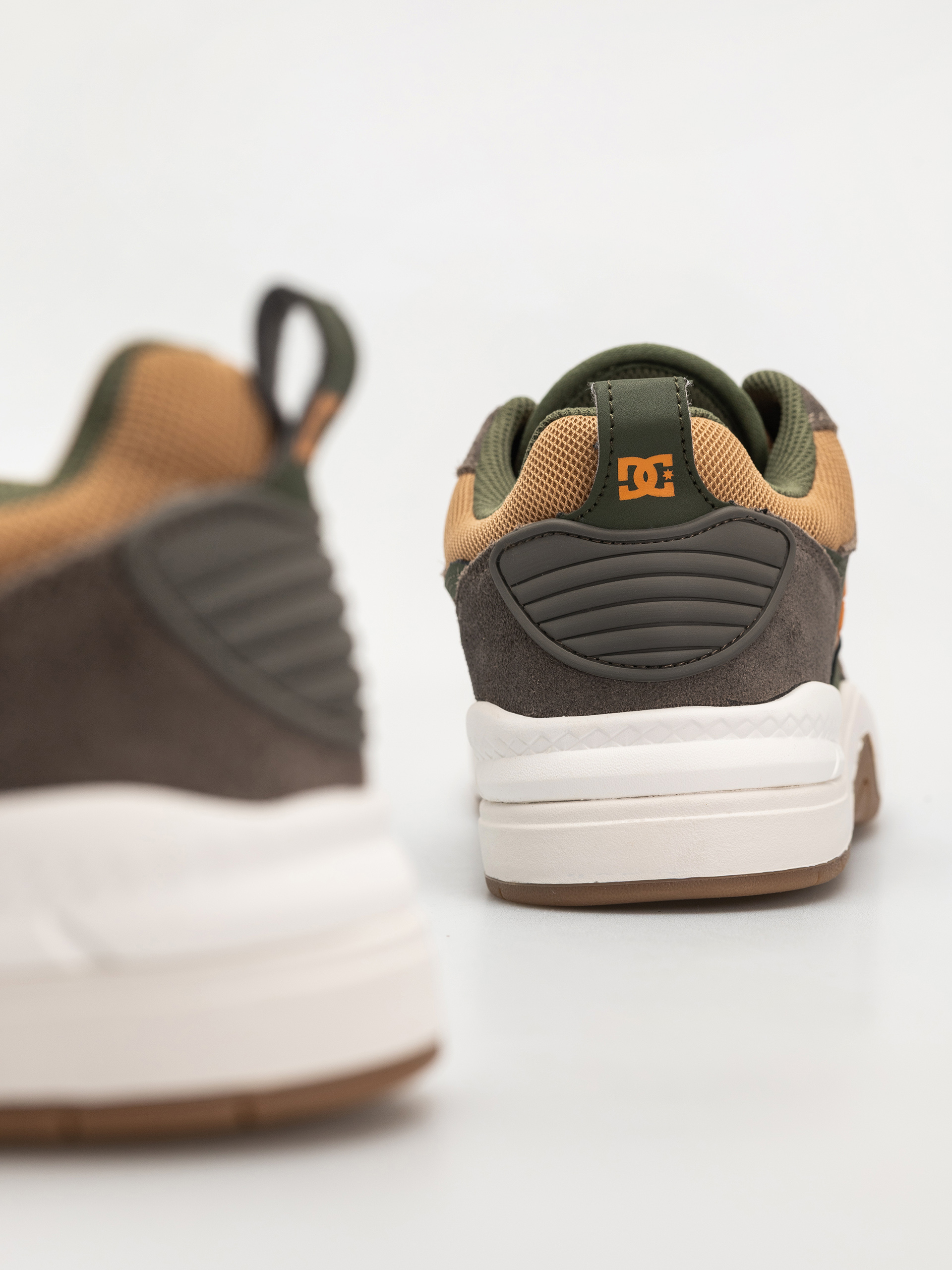 Обувки DC Ascend (brown/olive)