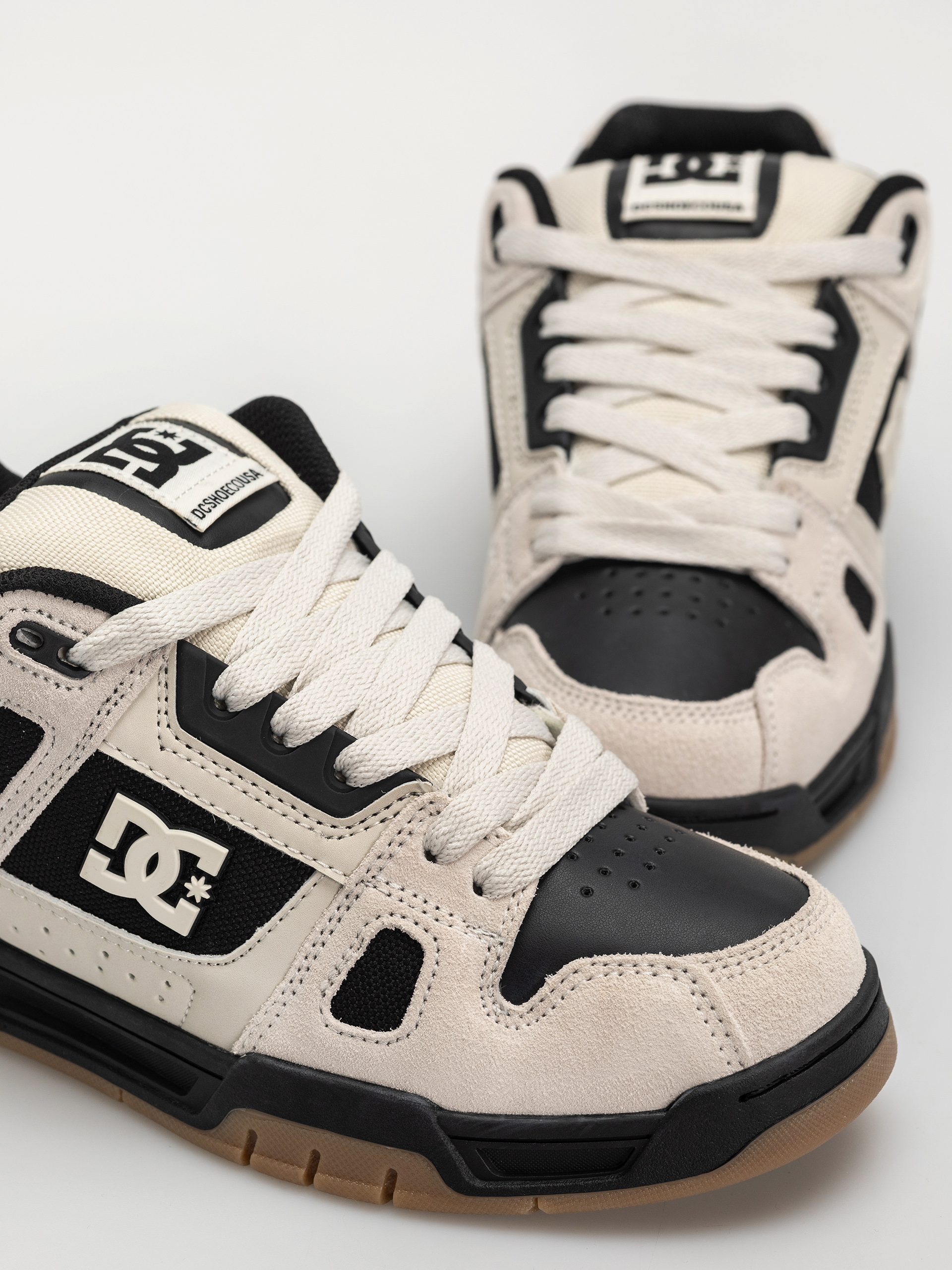 Обувки DC Stag (off white)